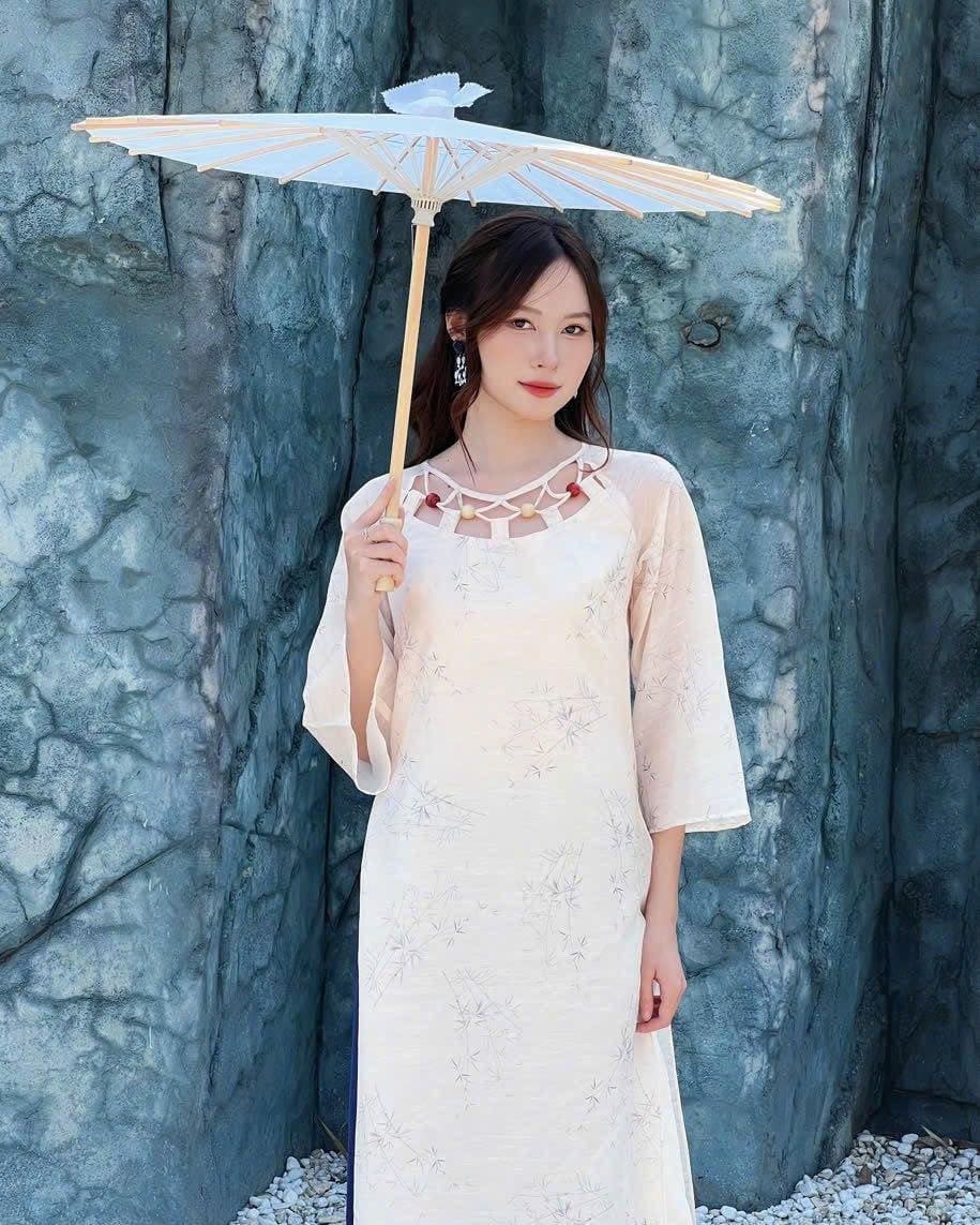 Áo Dài Trúc Hồng/Trúc Diệp_thumbnail_4