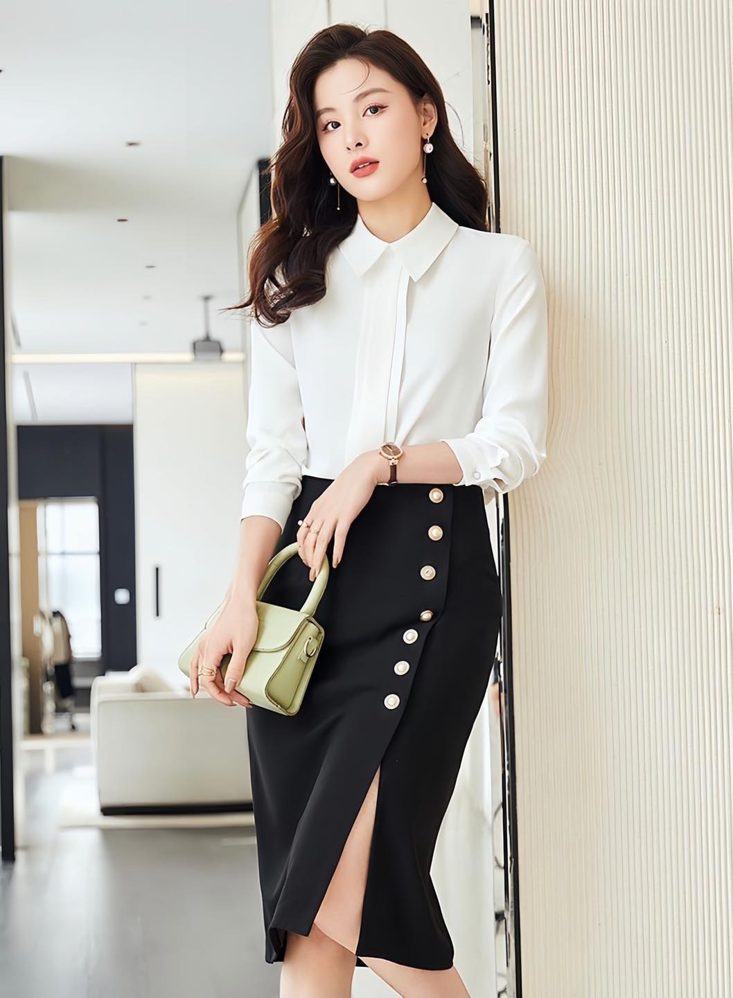 Chân váy đính cúc thiết kế