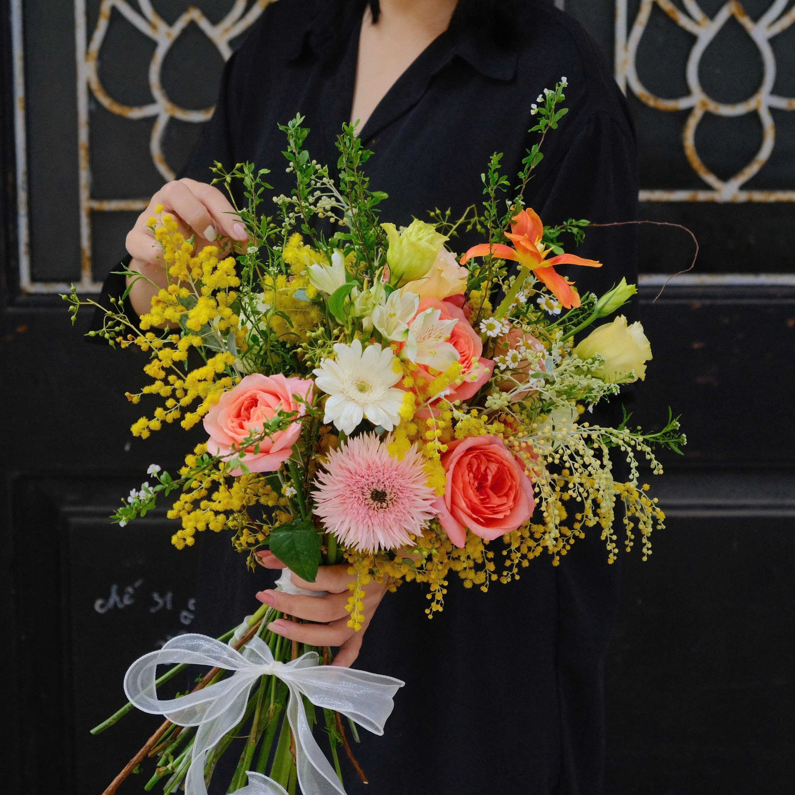 Bó hoa cưới cầm tay style Garden - Tone Vàng_thumbnail_1