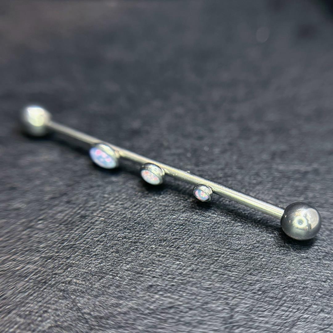 Khuyên indus titan 3 đá opal._thumbnail_3