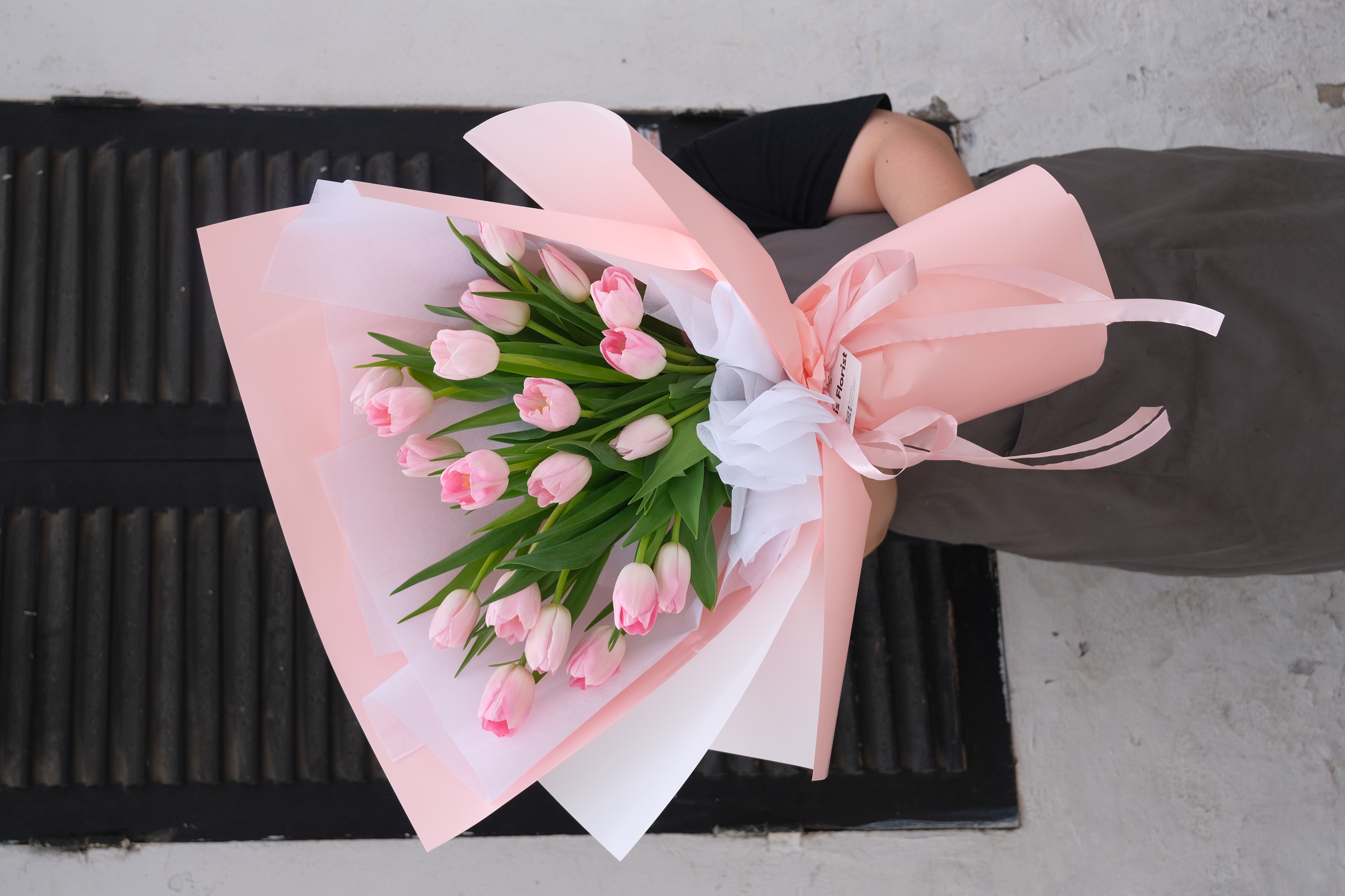 Bó hoa Tulip hồng 20B_thumbnail_2