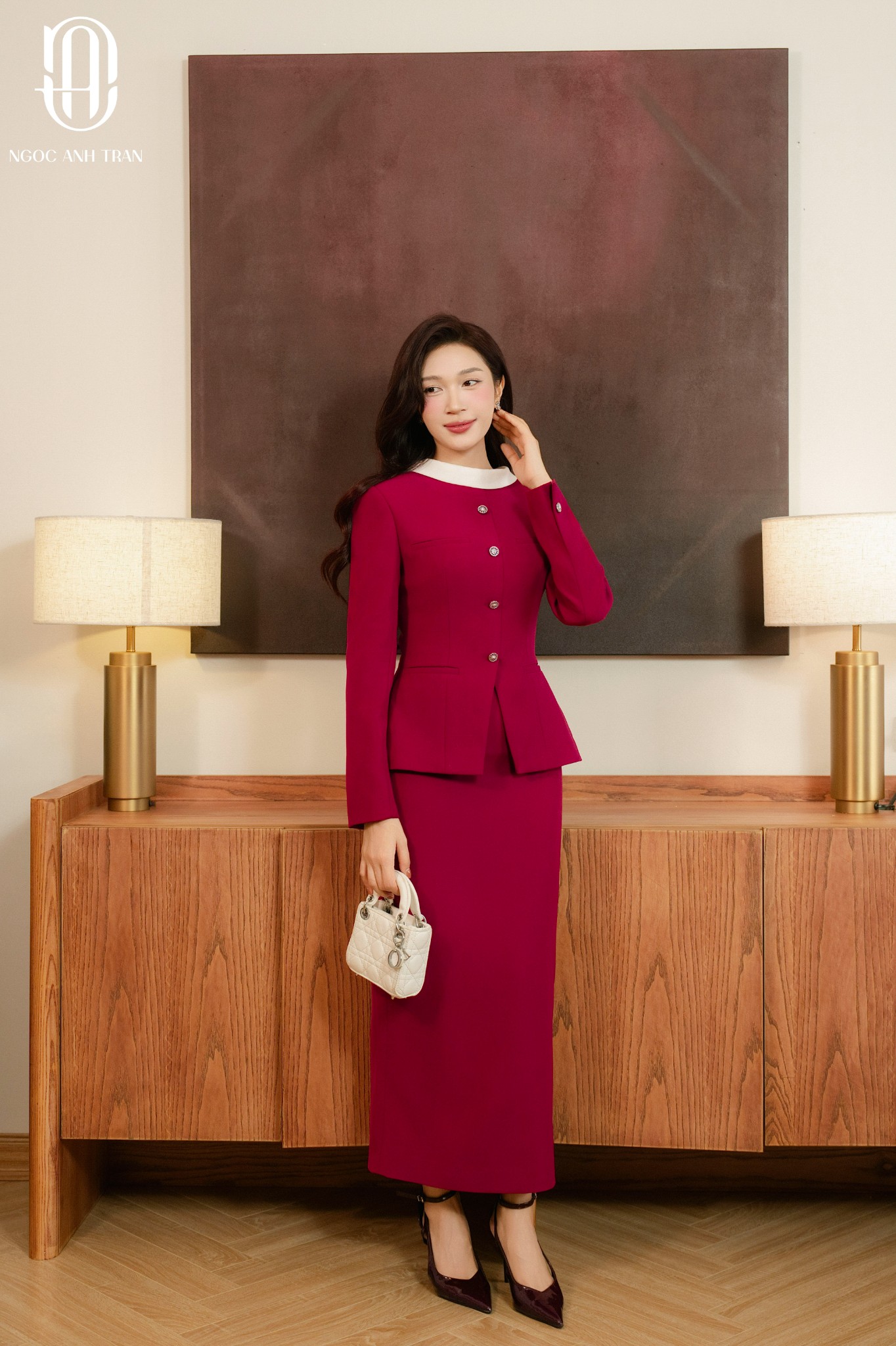 A232 - Set áo kiểu hồng dài tay cổ trắng phối chân váy cạp liền_thumbnail_4