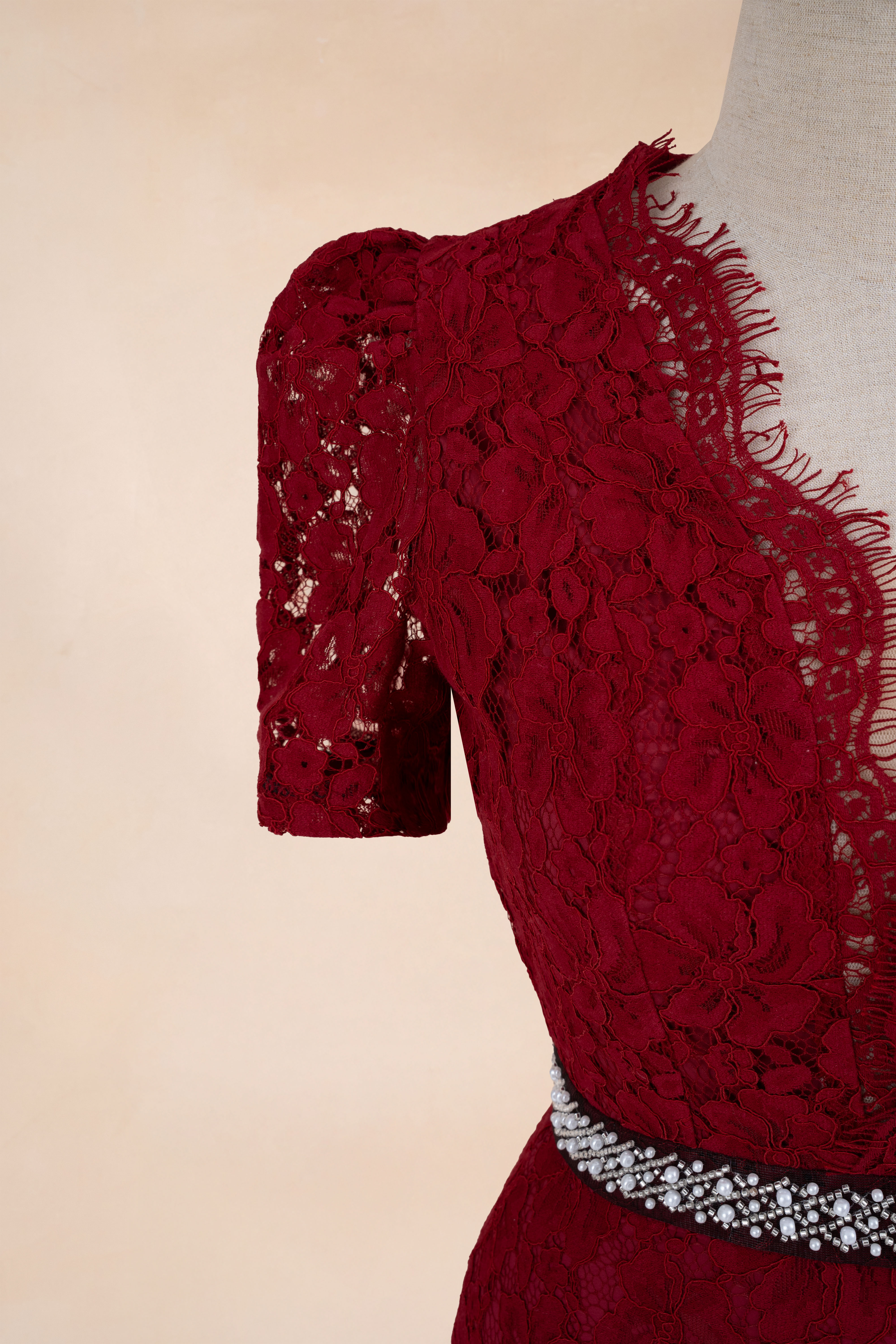 Đầm Bút Chì Tay Cộc Viền Cườm_thumbnail_7