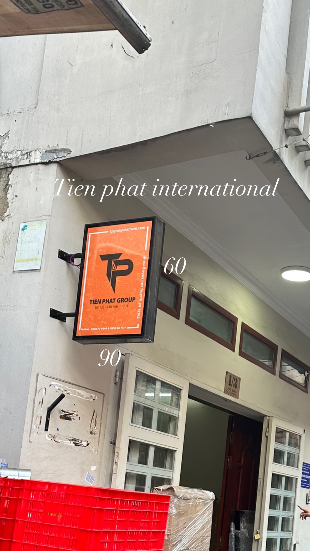 BIỂN VẪY MICA KHUNG CAO CẤP