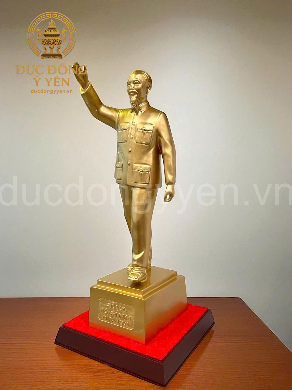 Tượng Bác Hồ bằng đồng đỏ _thumbnail_2