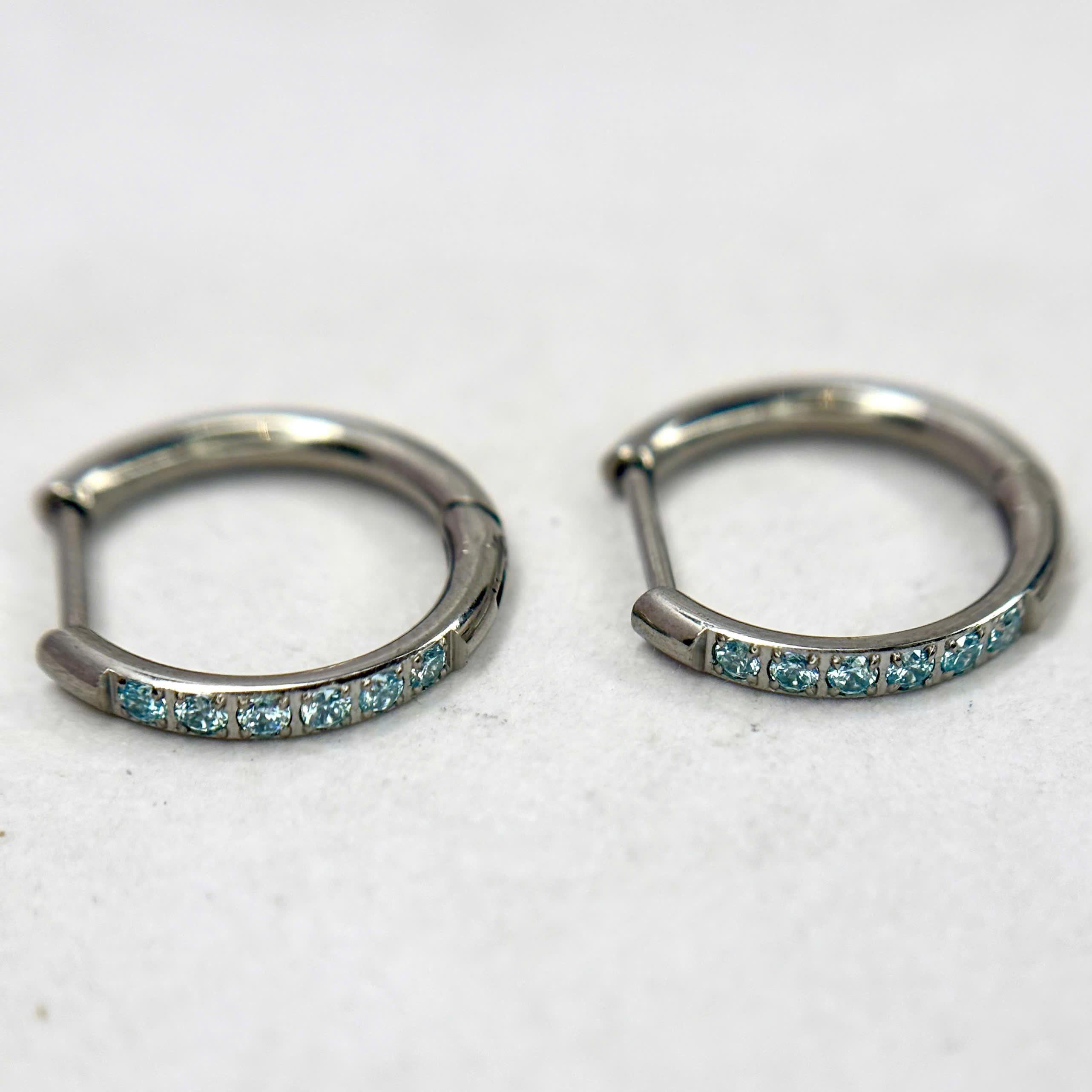 Bật khớp titan kim cương xanh chữ D size 10_thumbnail_1