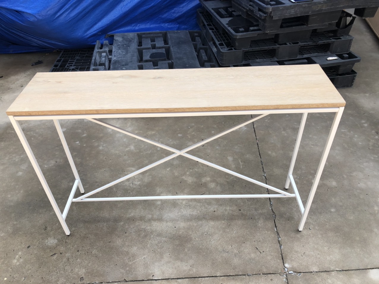 Bàn Console khung chữ X Inspire Q