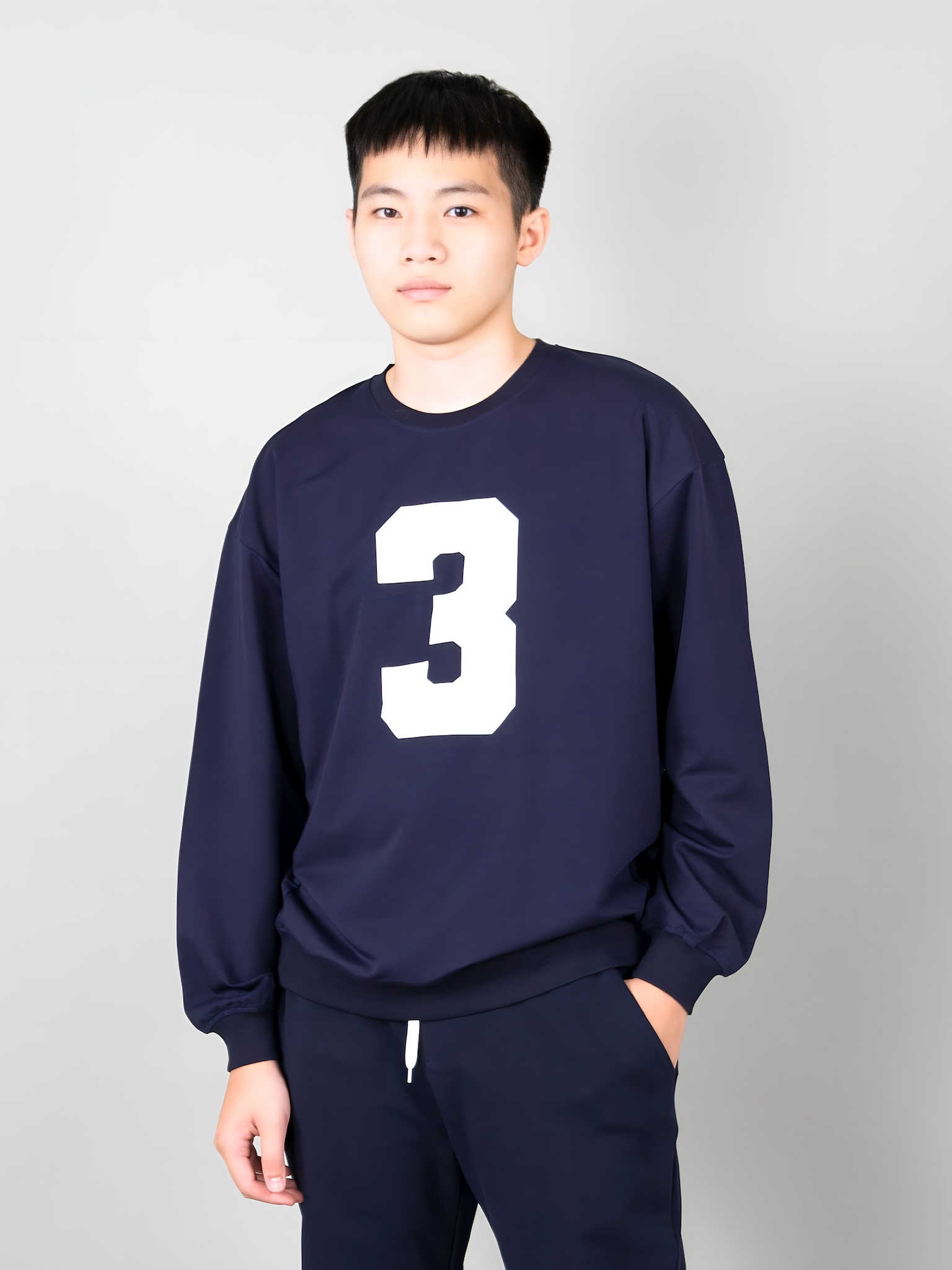 Áo nỉ cổ tròn màu xanh đen in số 3