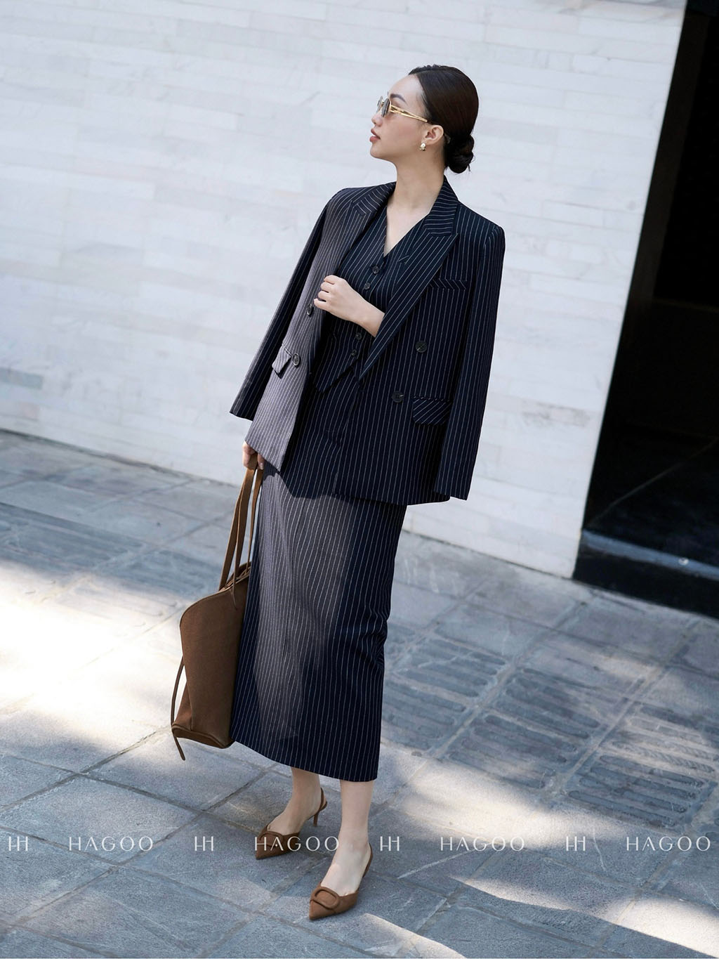 Chân váy bút chì xẻ sau_thumbnail_3