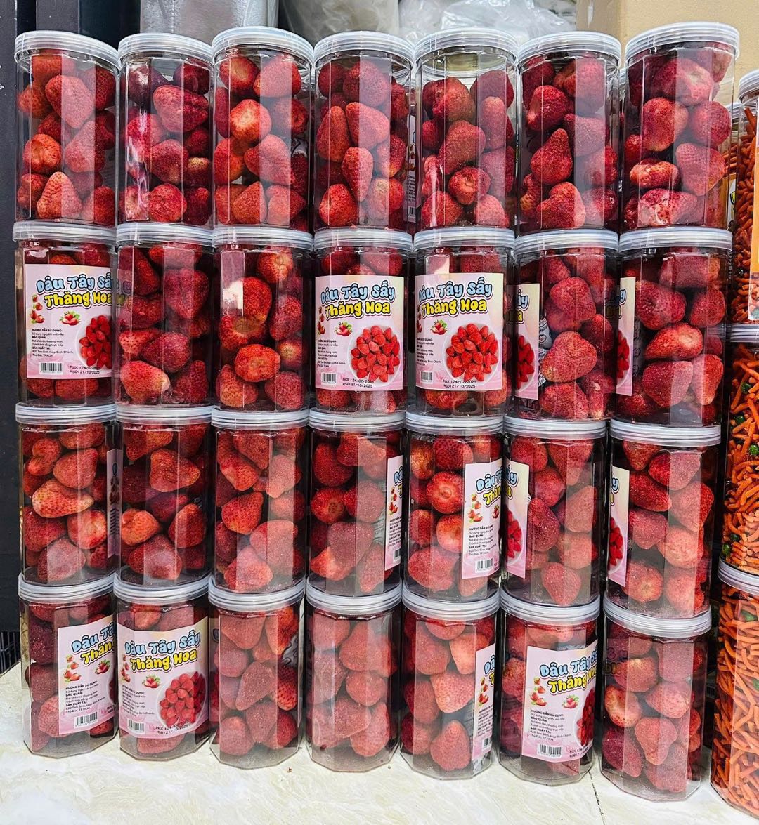 Dâu Sấy Thăng Hoa_thumbnail_1