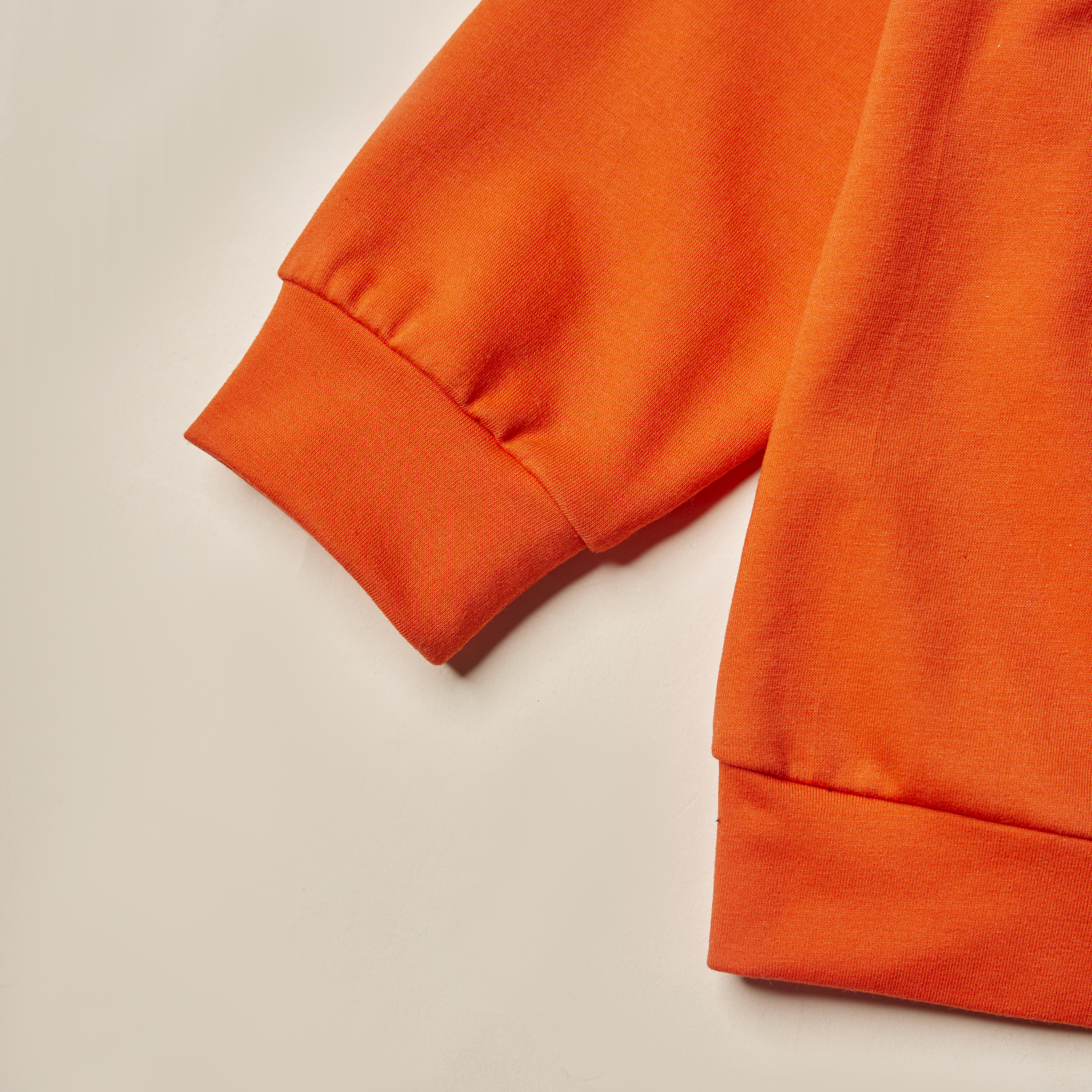 Áo nỉ tay jaglan có hình in_thumbnail_3