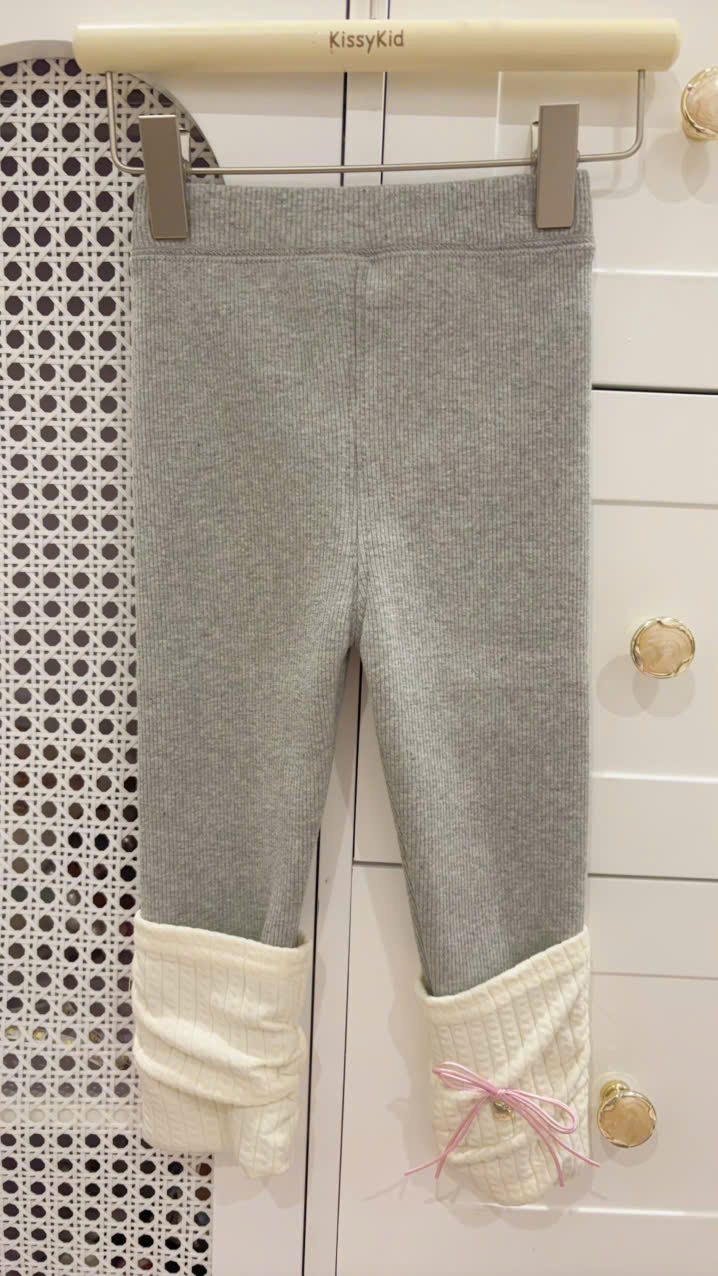 (Q172) Quần legging xám gấu gập kem đính nơ_thumbnail_0