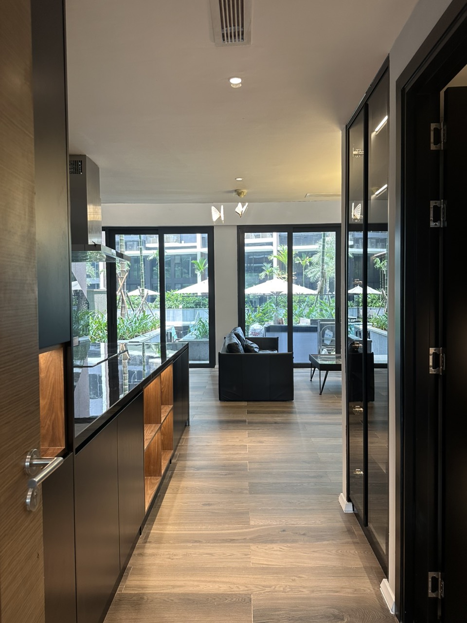 Cho thuê căn 3 phòng ngủ duplex nội thất y hình, giá tốt._thumbnail_7