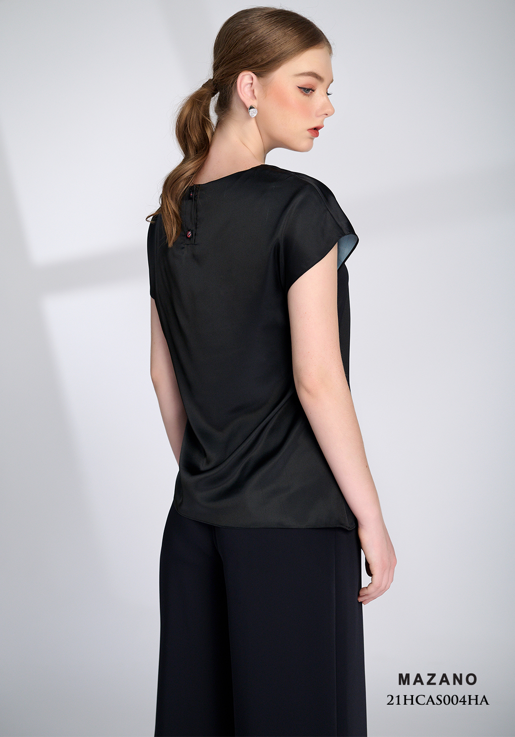 Áo lụa mullet nền đen họa tiết hoa mẫu đơn cổ điển_thumbnail_3