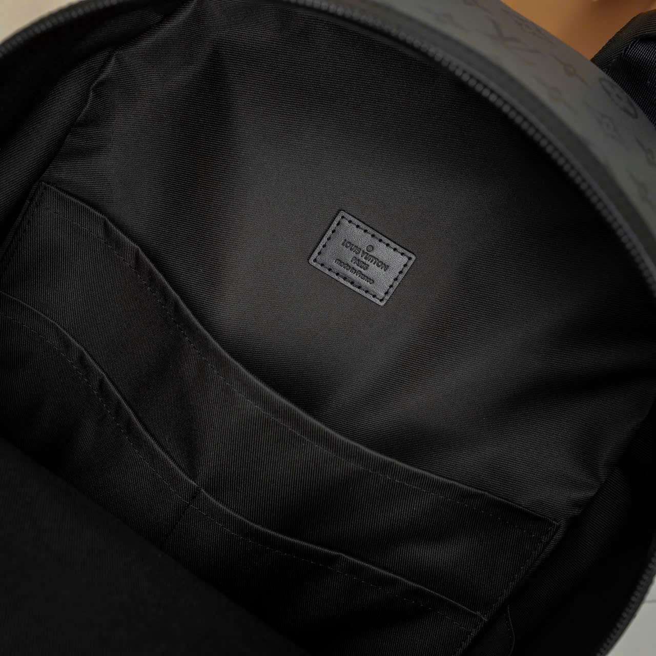 Ba lô nam Louis Vuitton Discovery PM hoa xám_thumbnail_9