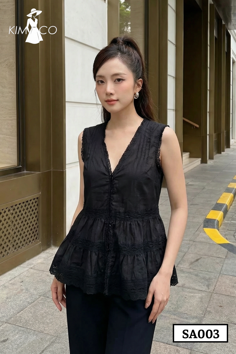 Áo Peplum Ren Đen Thanh Lịch - SA003