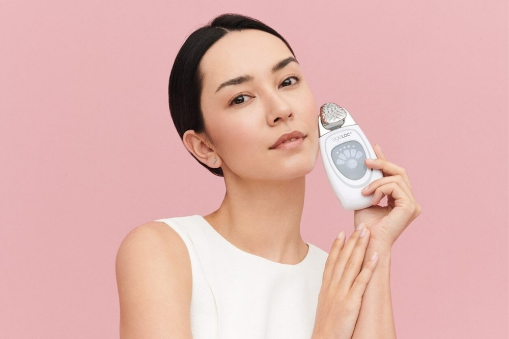 Máy nâng cơ AgeLOC Galvanic Spa Nuskin