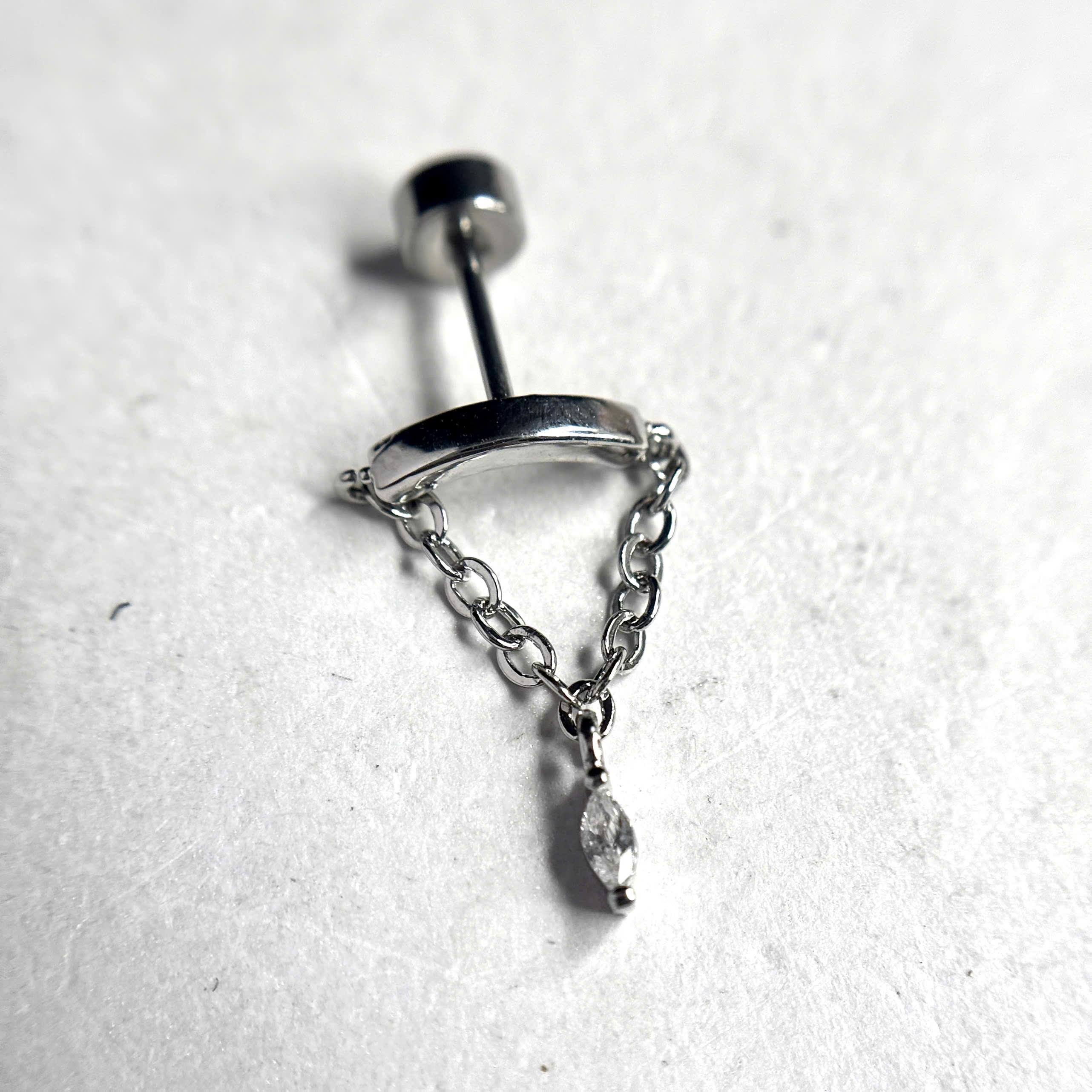 Khuyên kiểu viền đá rơi bi vặn