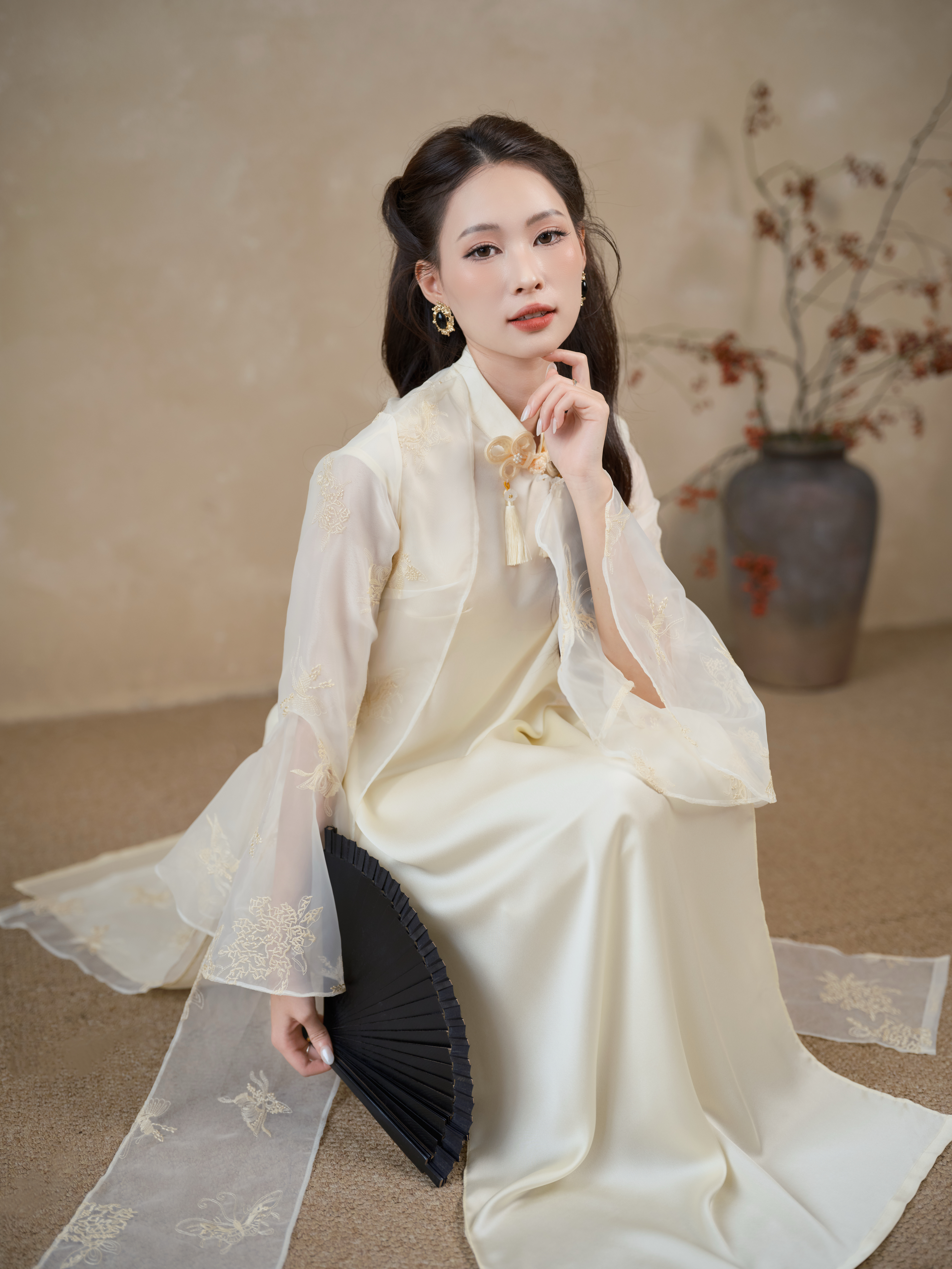 Áo dài Thục Huệ