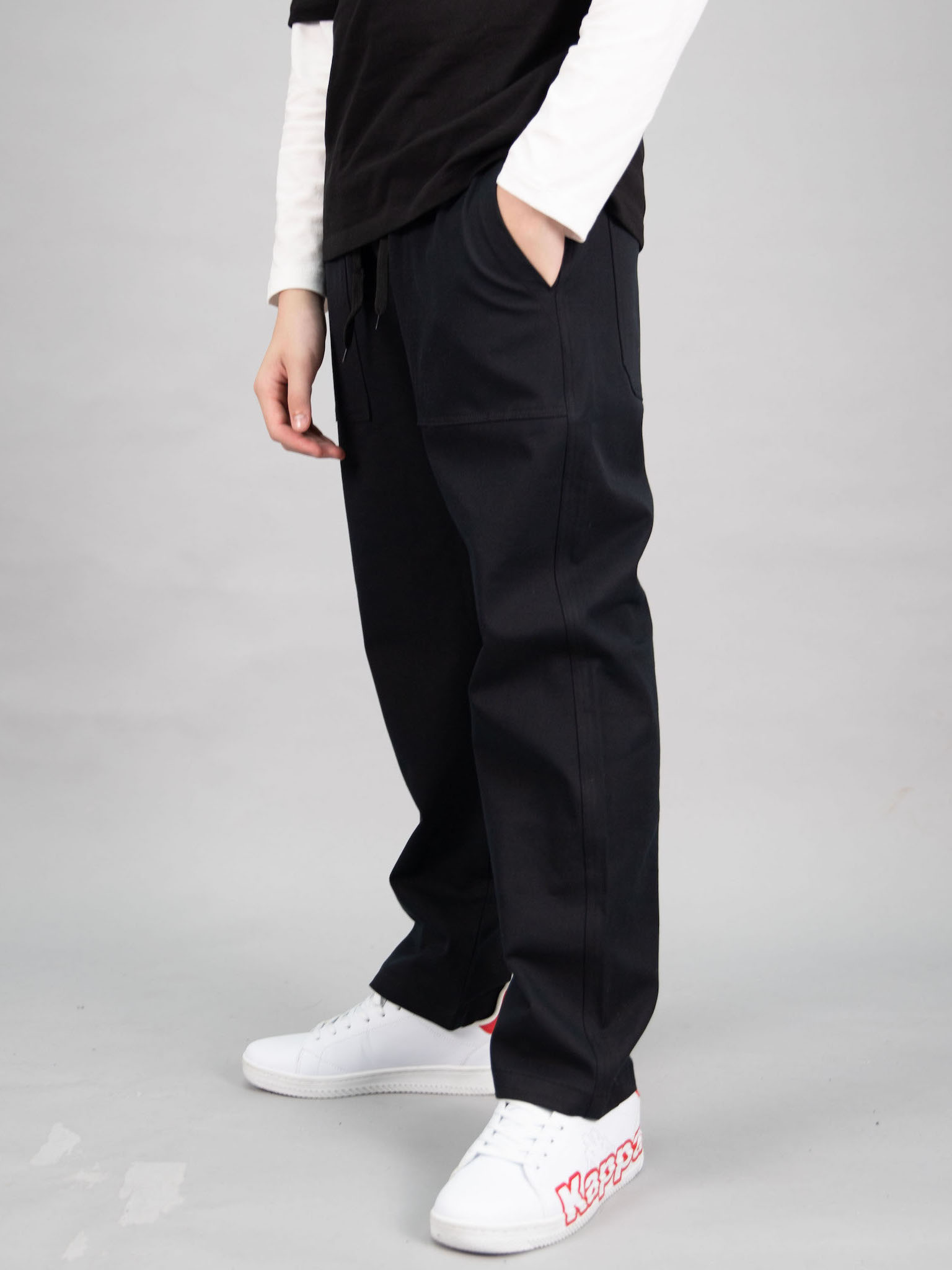 Quần kaki đen túi ốp