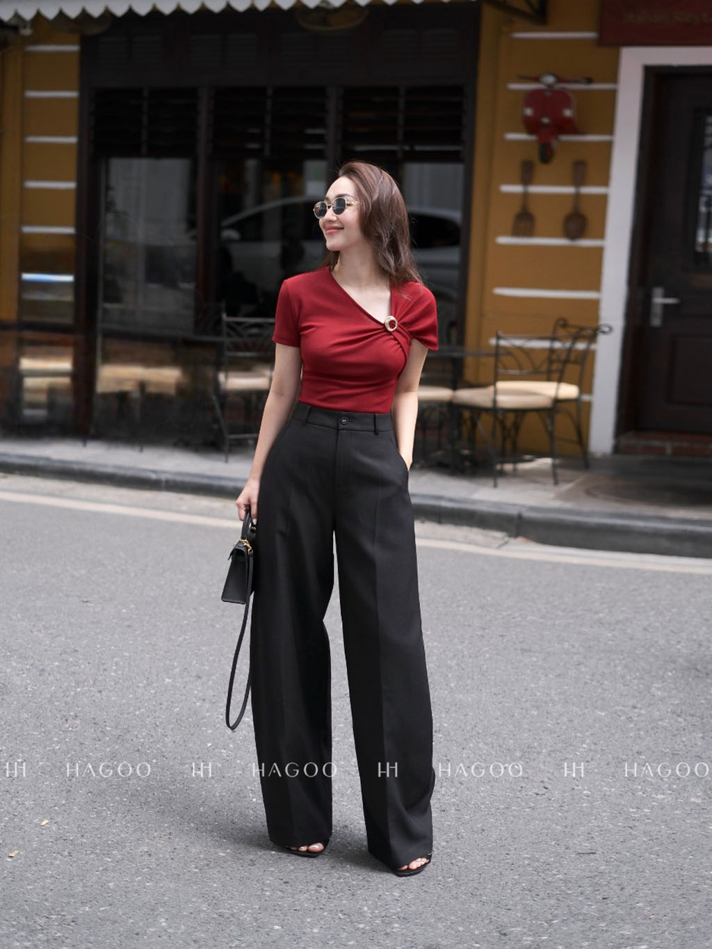 Áo ôm cổ lệch khuyên trang trí HAGOO_thumbnail_11