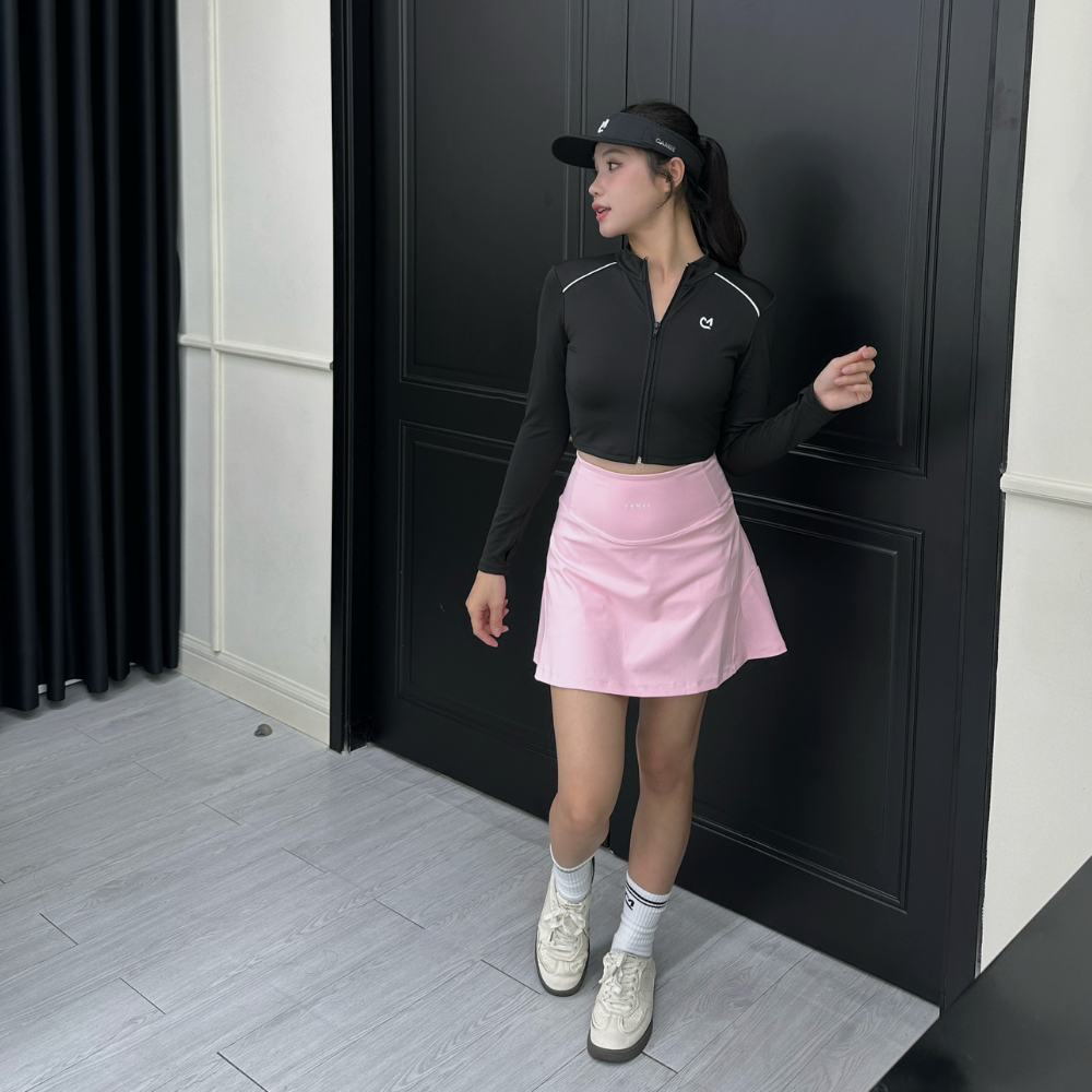 Set Áo Tay Dài Đen + Váy Xòe Hồng