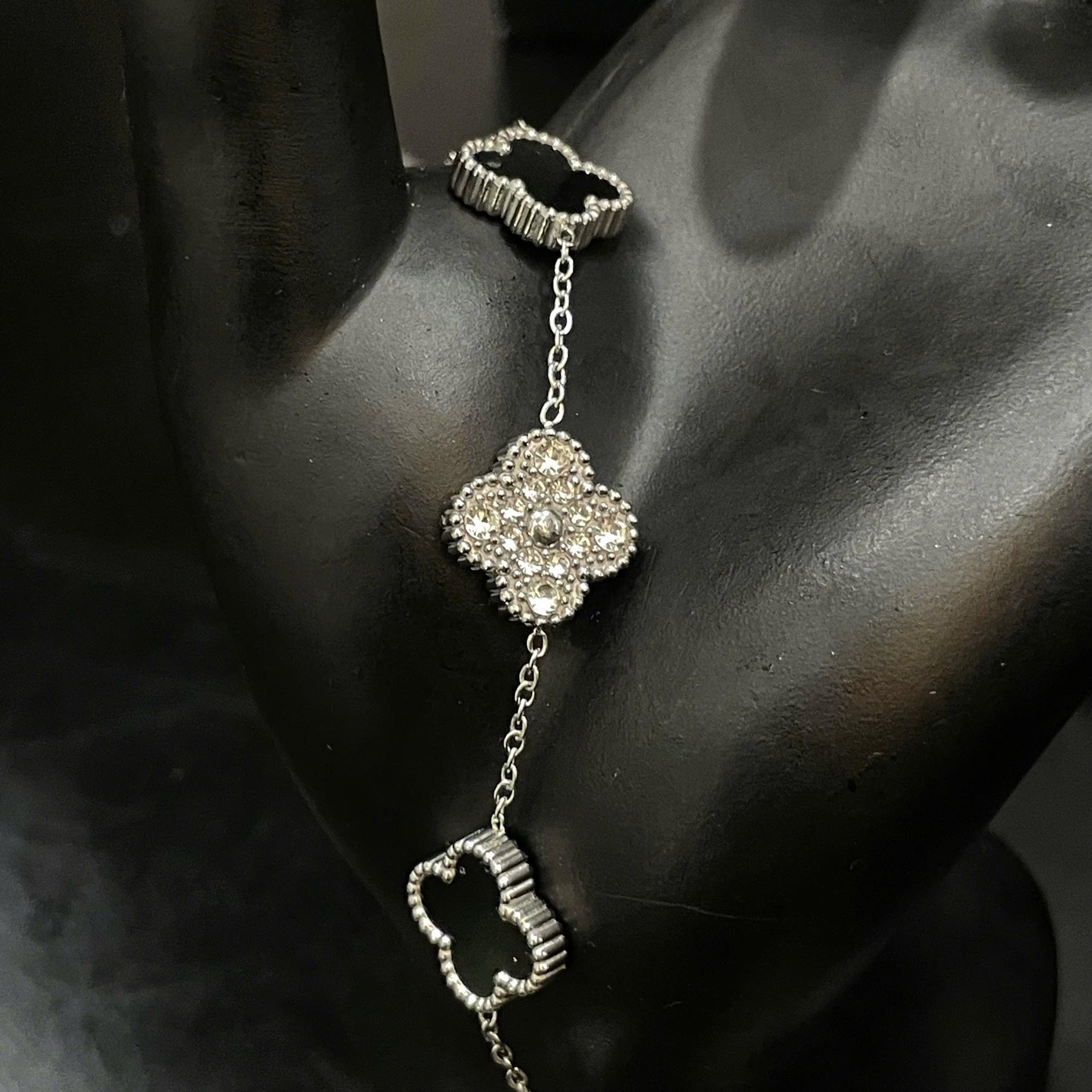 Vòng tay van cleef đá đen xen kẽ đá kim cương màu bạc_thumbnail_3