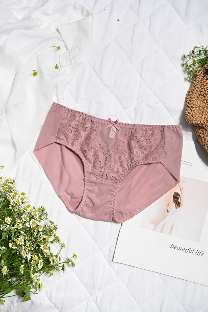 Quần Lót LOC PREMIUM Lưng Vừa Phối Ren Trà My