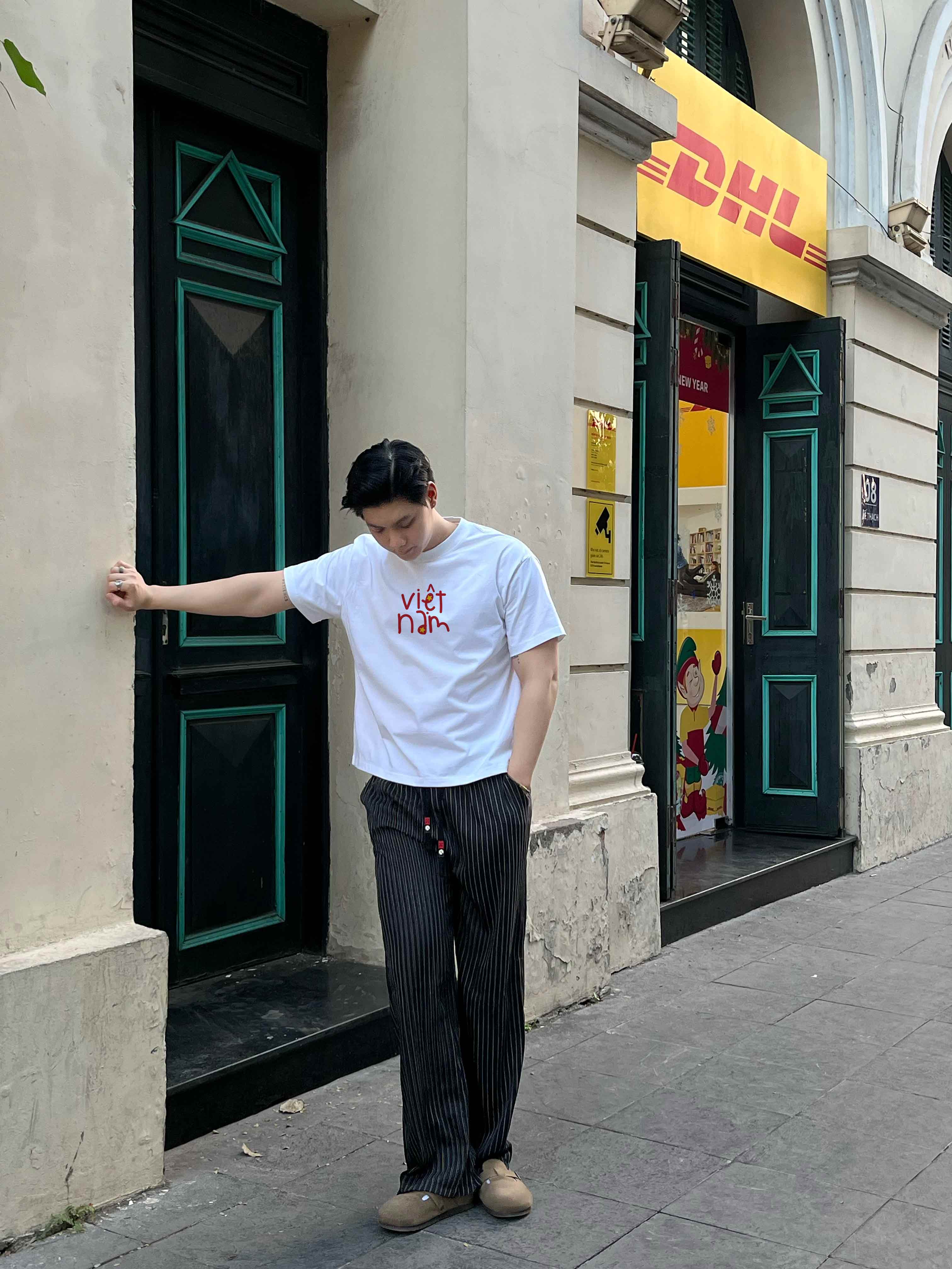 Áo phông local brand Việt Nam tôi yêu form boxy 2147 Miucho Club vải cotton 2c 250gsm cổ tròn in mix_thumbnail_2