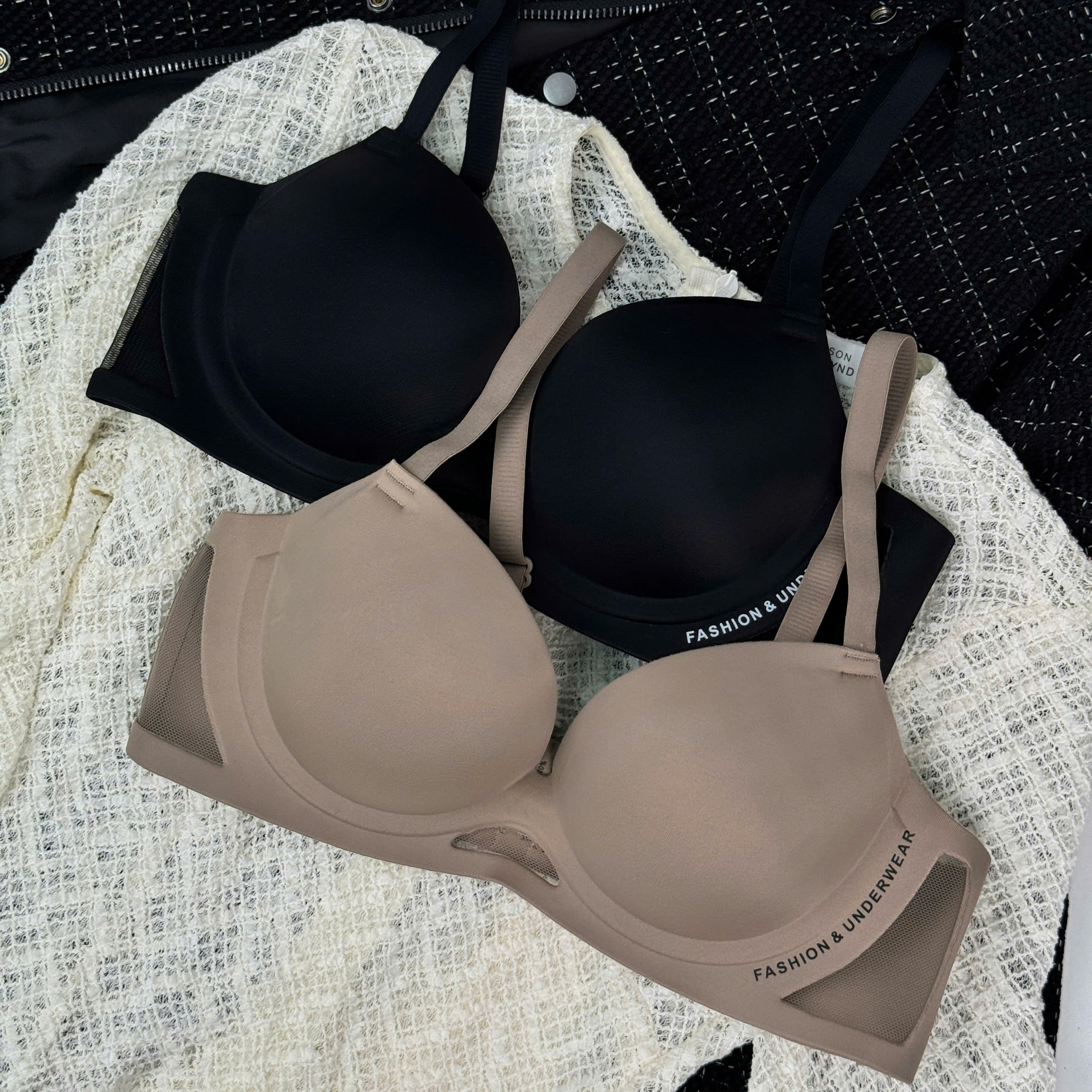 [Mã B52] Áo Lót Su Nữ Nâng Vòng 1 Không Gọng Áo Bra Chất Su Mỏng Không Gọng Có Mút Đệm Tròn Massa Gom Quả Chống Xệ Hạn Chế Ngấn Mỡ Lưng -- VIKAM_thumbnail_2