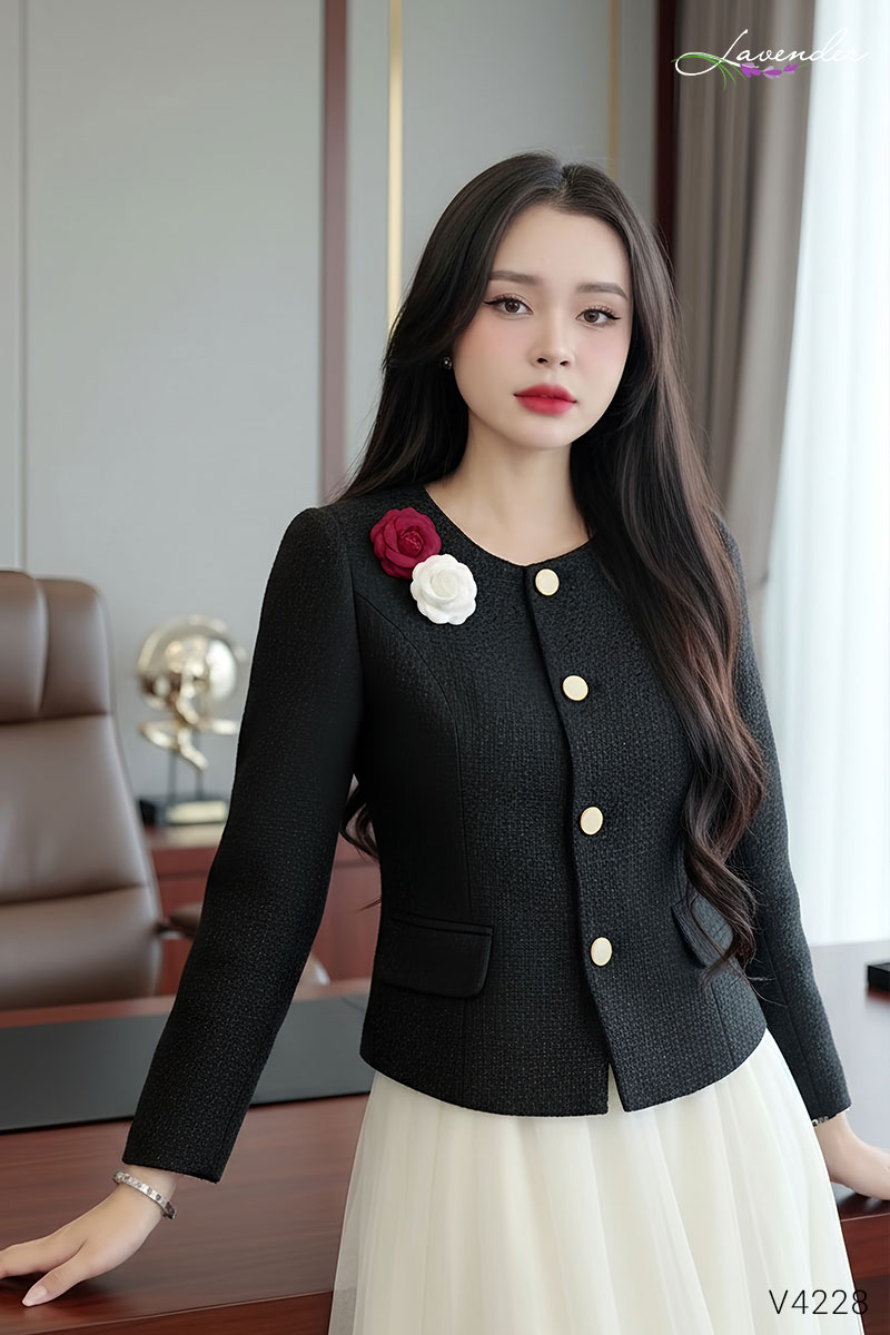 Áo dạ tweed cổ tròn đính hoa vai V4228