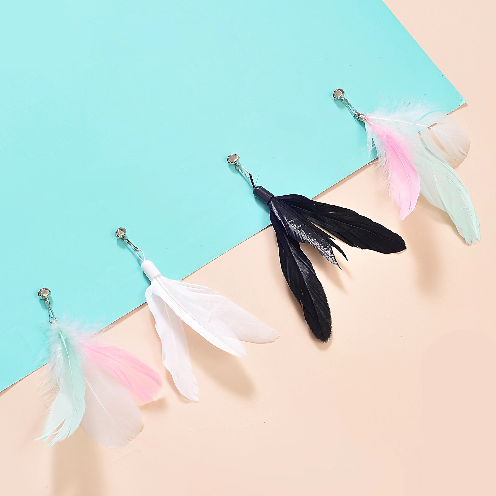 ของเล่นแท่งไม้ล่อแมวดูดสูญญากาศ - แถมฟรีขนนกทดแทน 3 ชิ้น