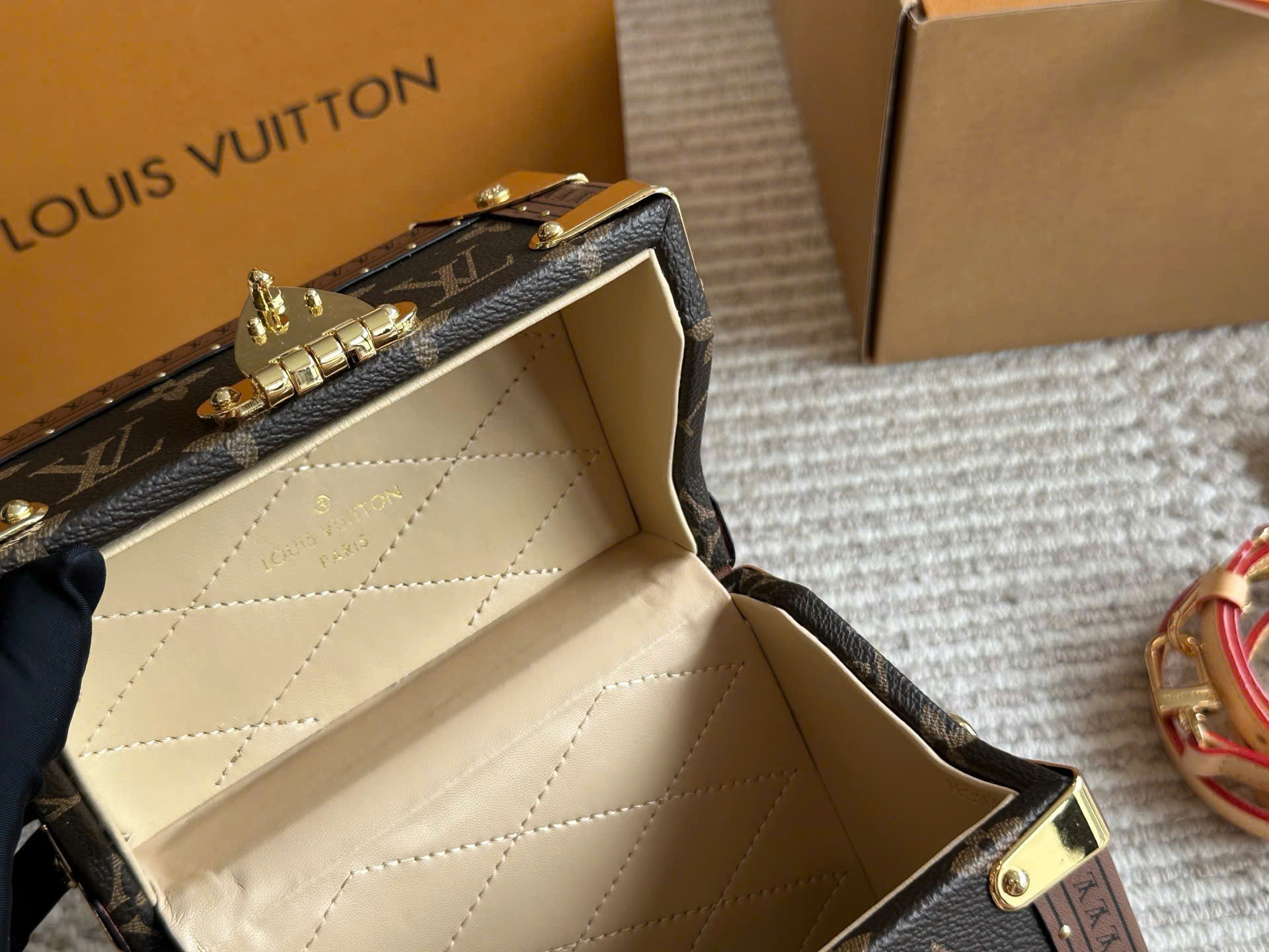 ✅ Lv camera box Nguyên bản 🔥🔥_thumbnail_5