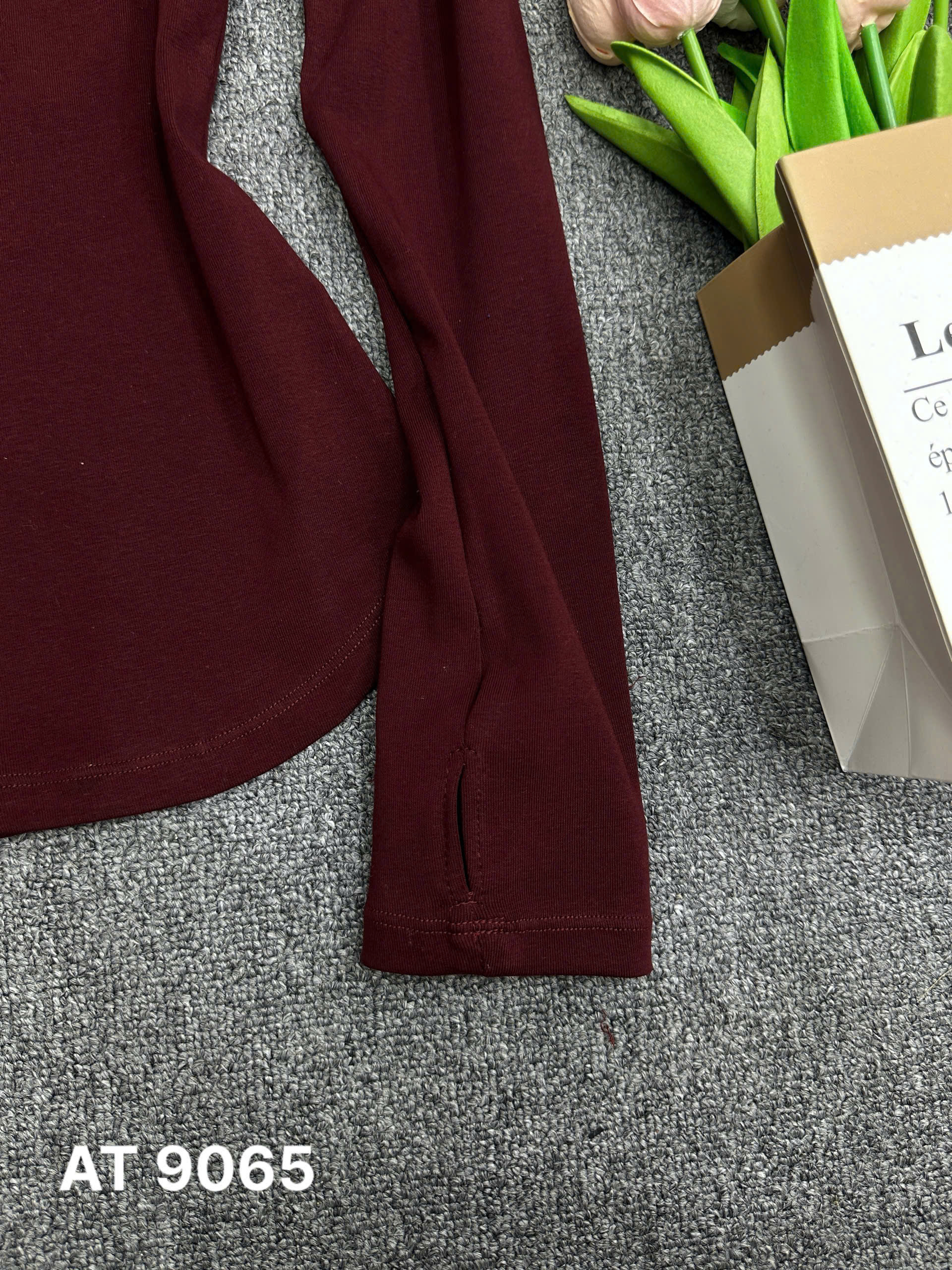 BIGSIZE - Áo thun tay dài cổ tim T- AT9065_thumbnail_10