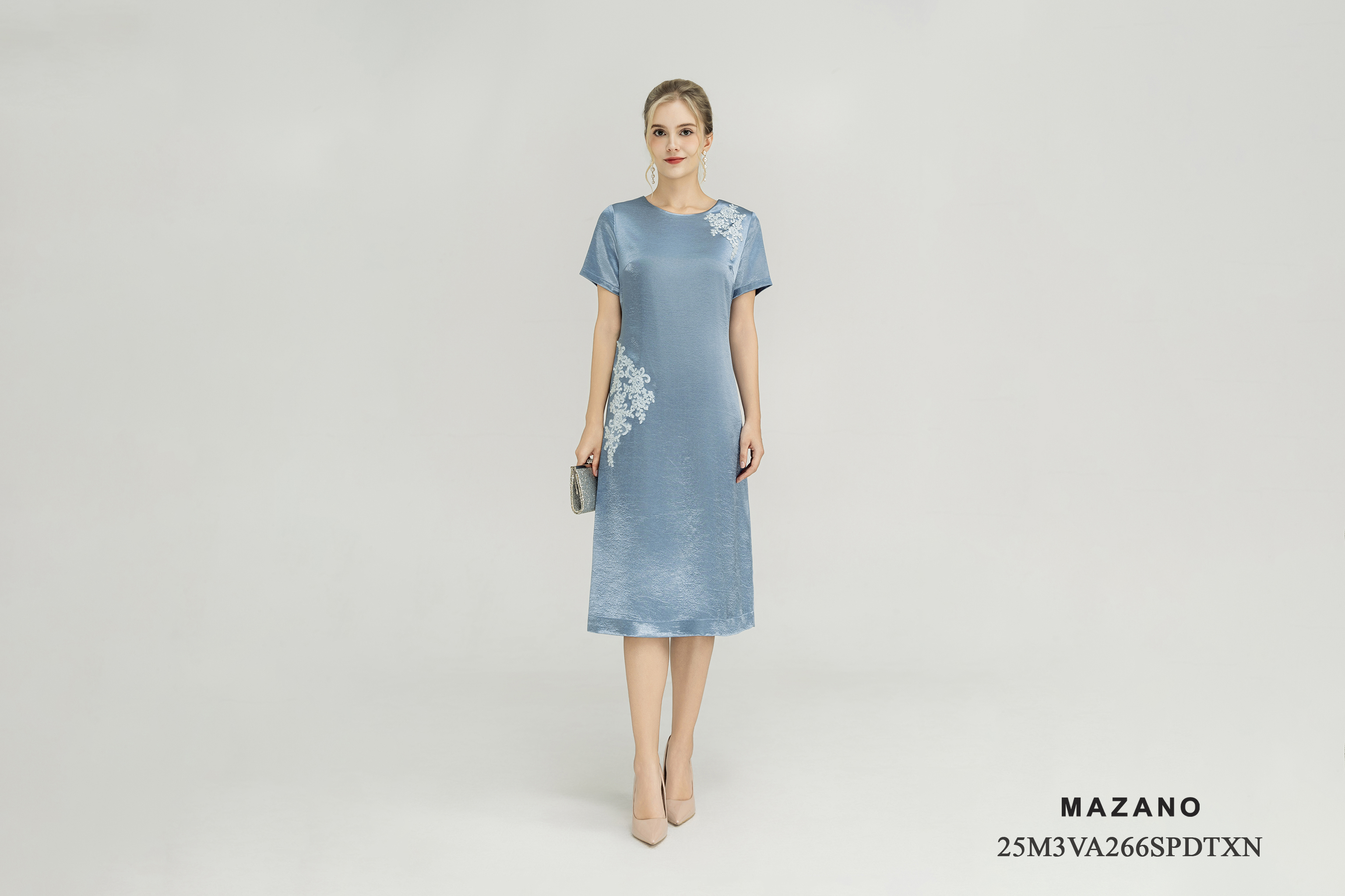 Váy Đầm Suông Vải lụa dày Trang trí ren thủ công Cổ tròn Tay ngắn Dài qua bắp chân