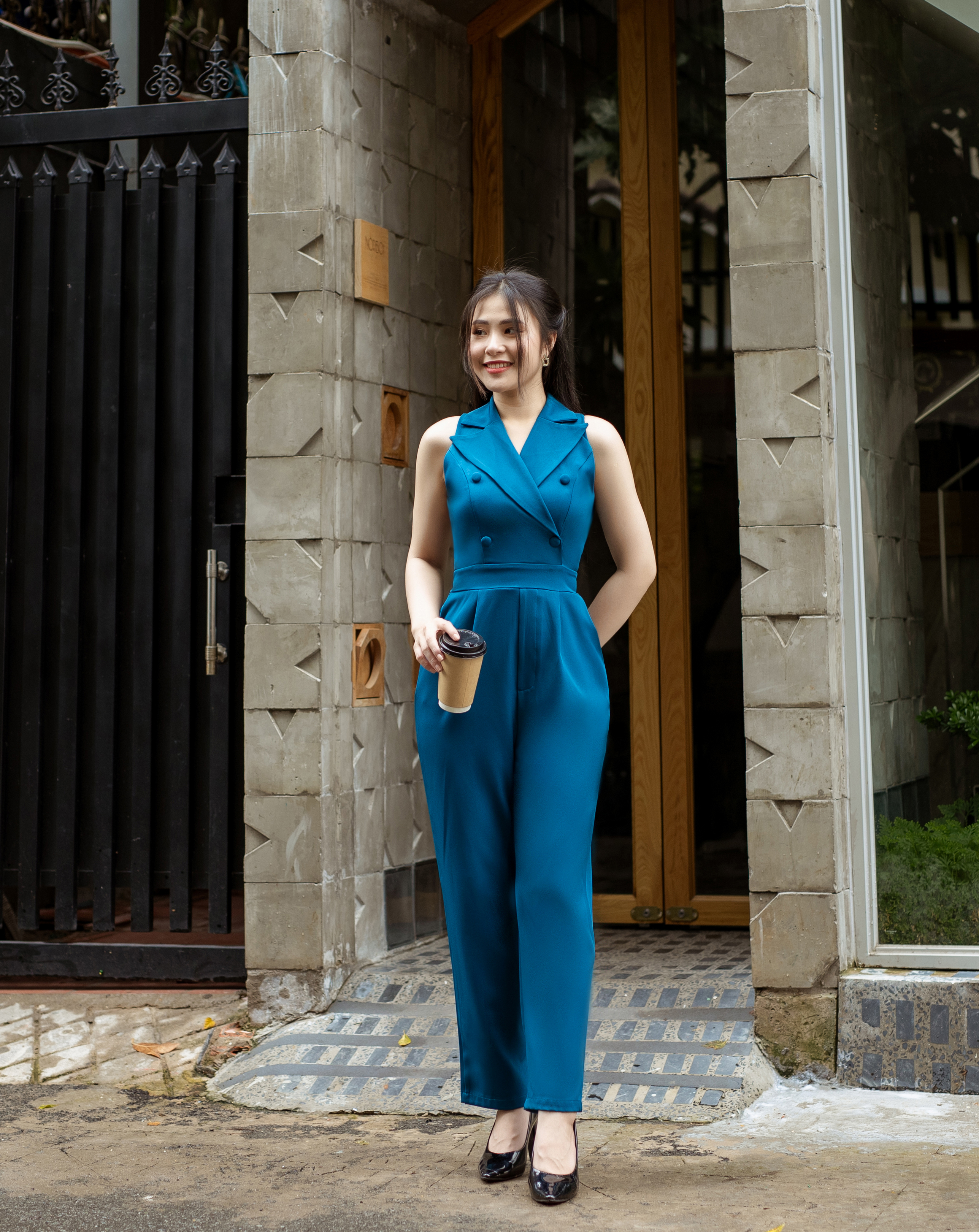 Jumpsuit kiểu Vest phối nút sang trọng_thumbnail_2