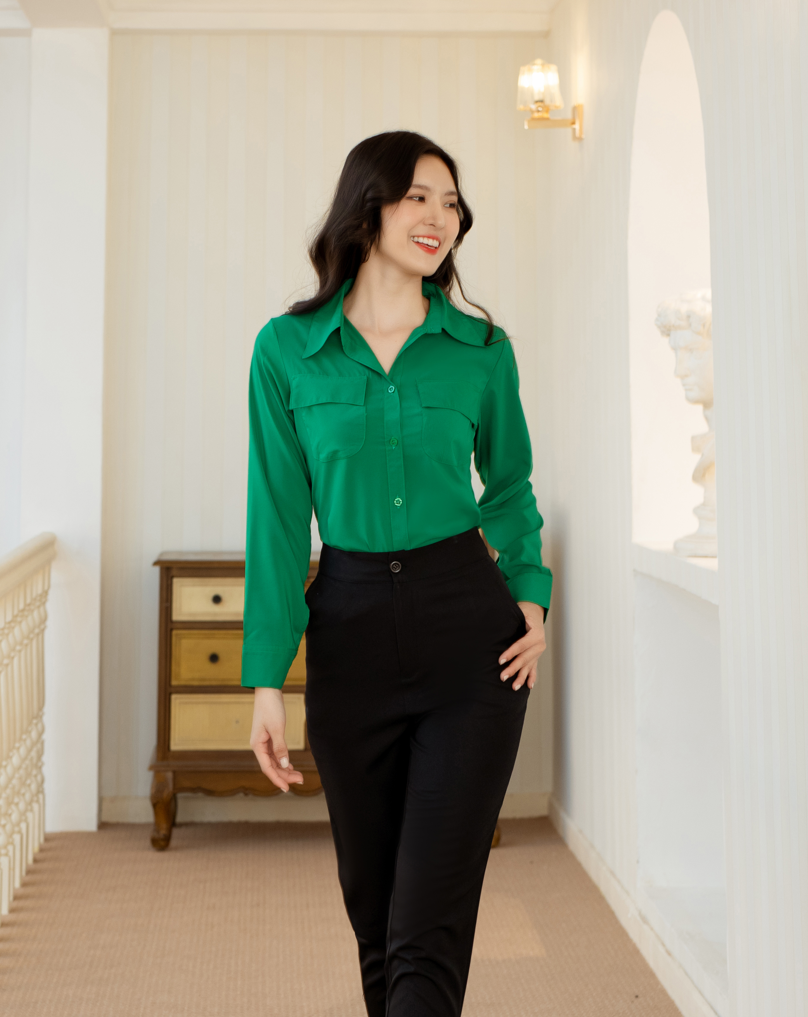 Sơ mi form dài xẻ eo cao xinh xắn_thumbnail_14