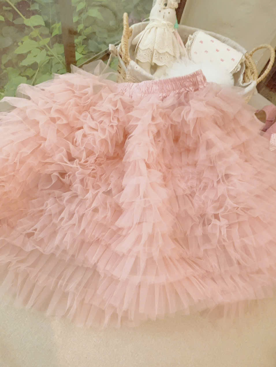 A16 - Chân váy voan tầng màu hồng sen dáng xoè hãng SMC (Sz90-130)