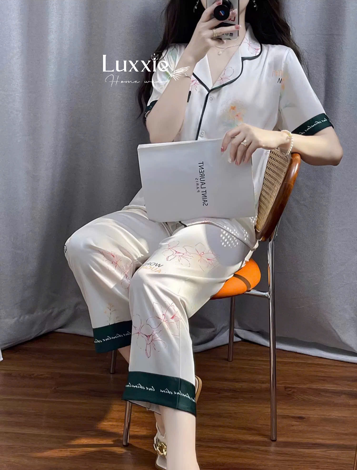 N99B Pijama lụa hoa viền xanh lá cộc tay_thumbnail_4