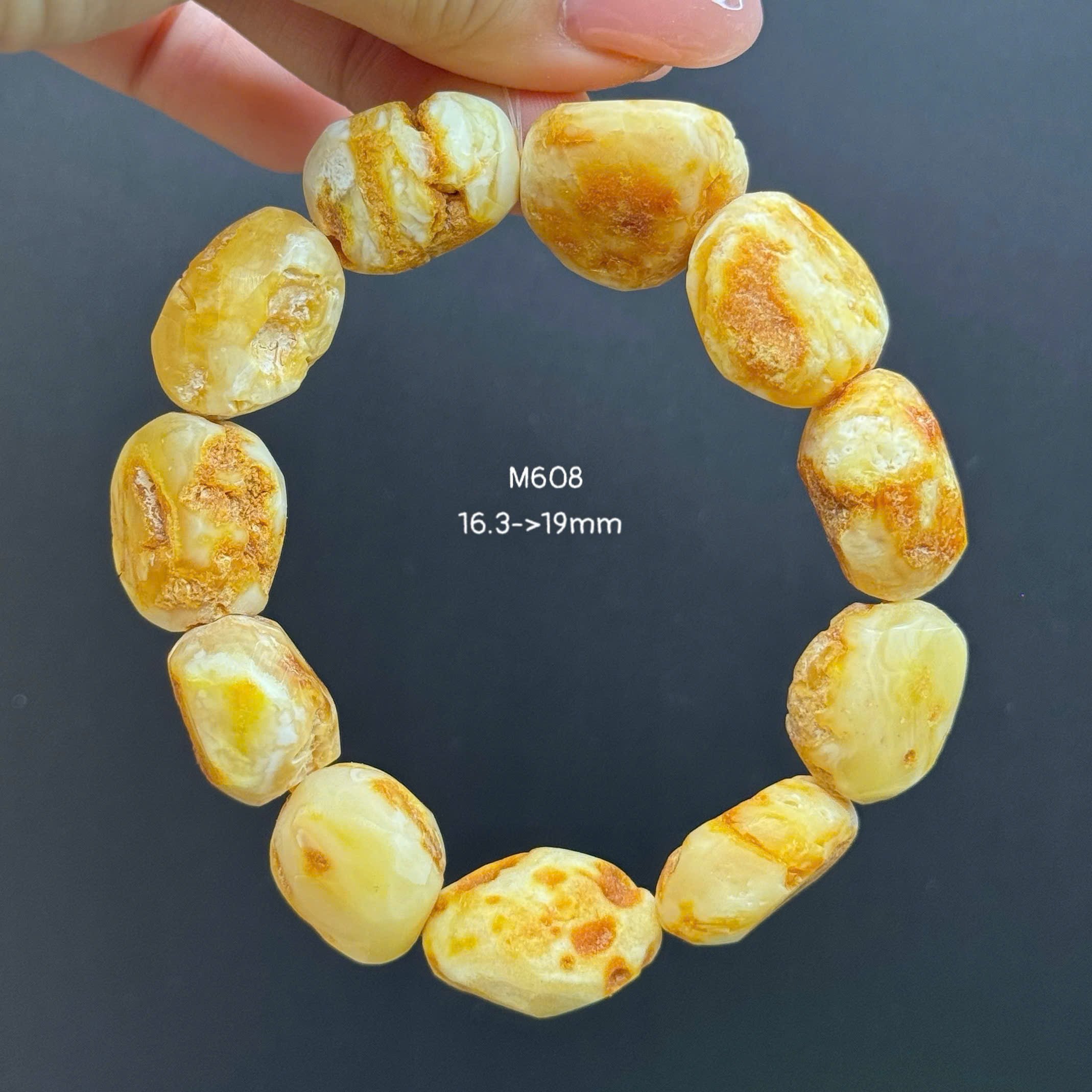 Lắc Tay Hổ Phách Bạch Thô - M608