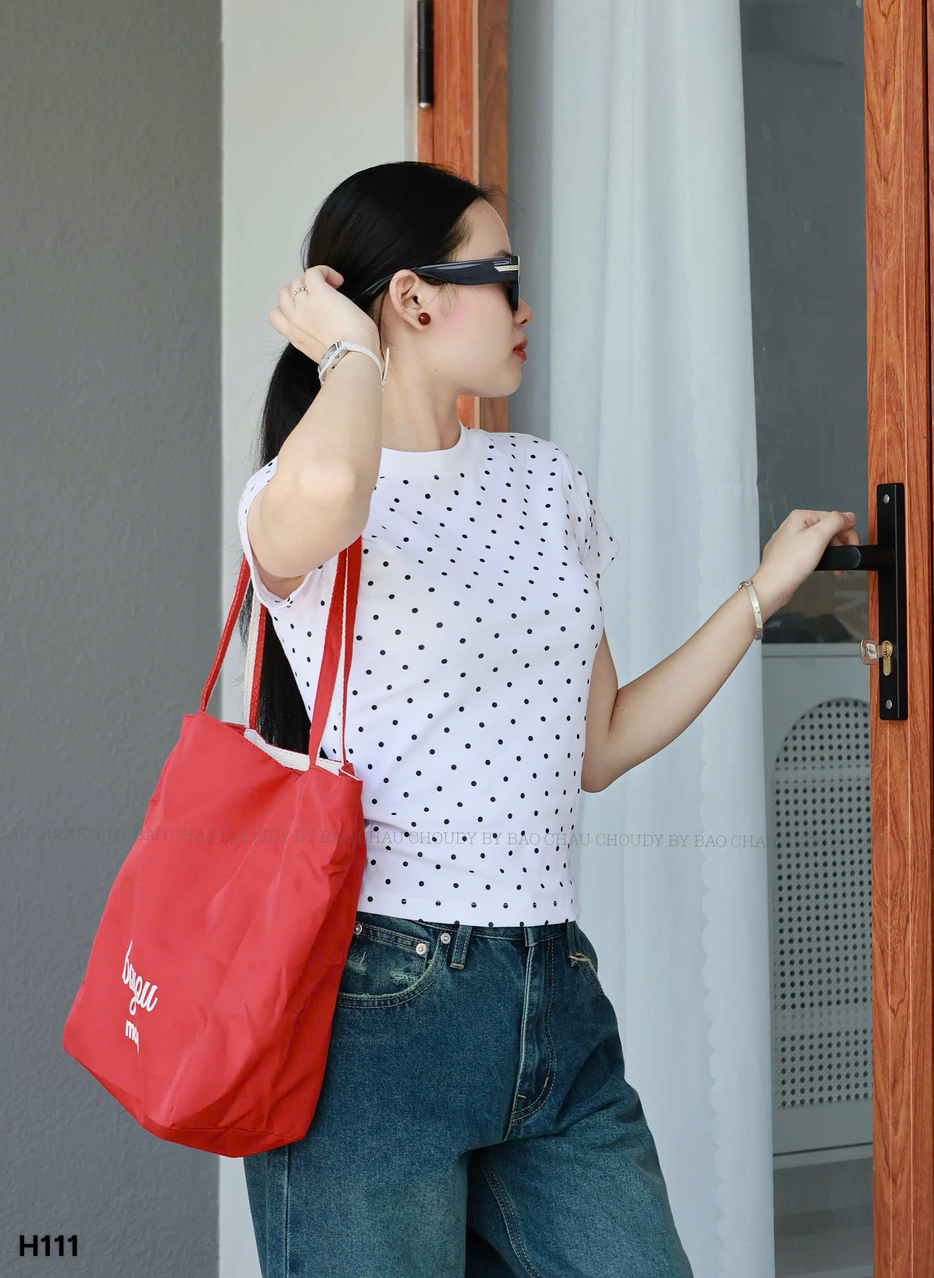 H111 ÁO THUN TRẮNG CHẤM BI_thumbnail_15