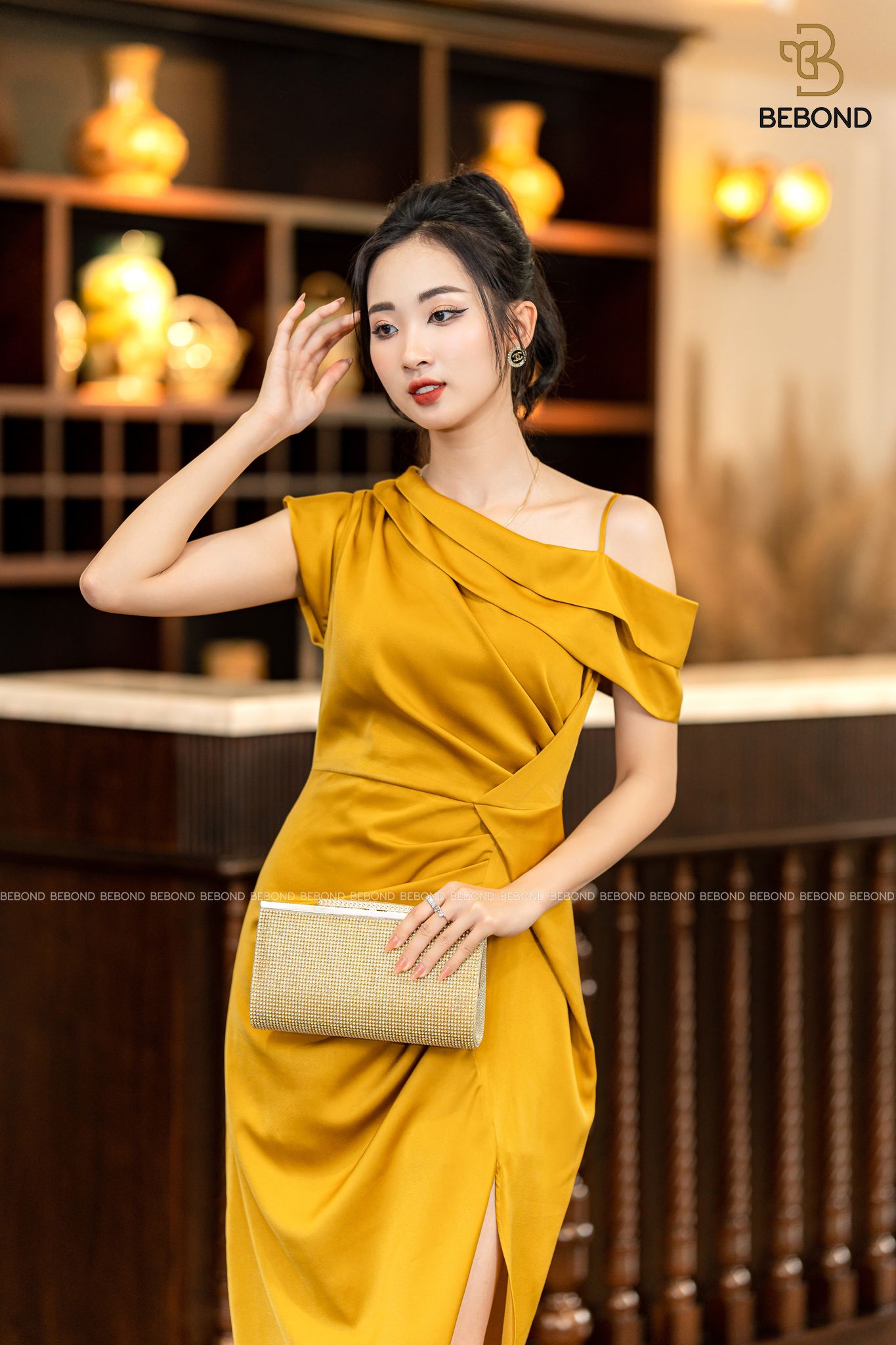 ĐẦM LỤA DỰ TIỆC MÀU VÀNG - DIAMOND DRESS
