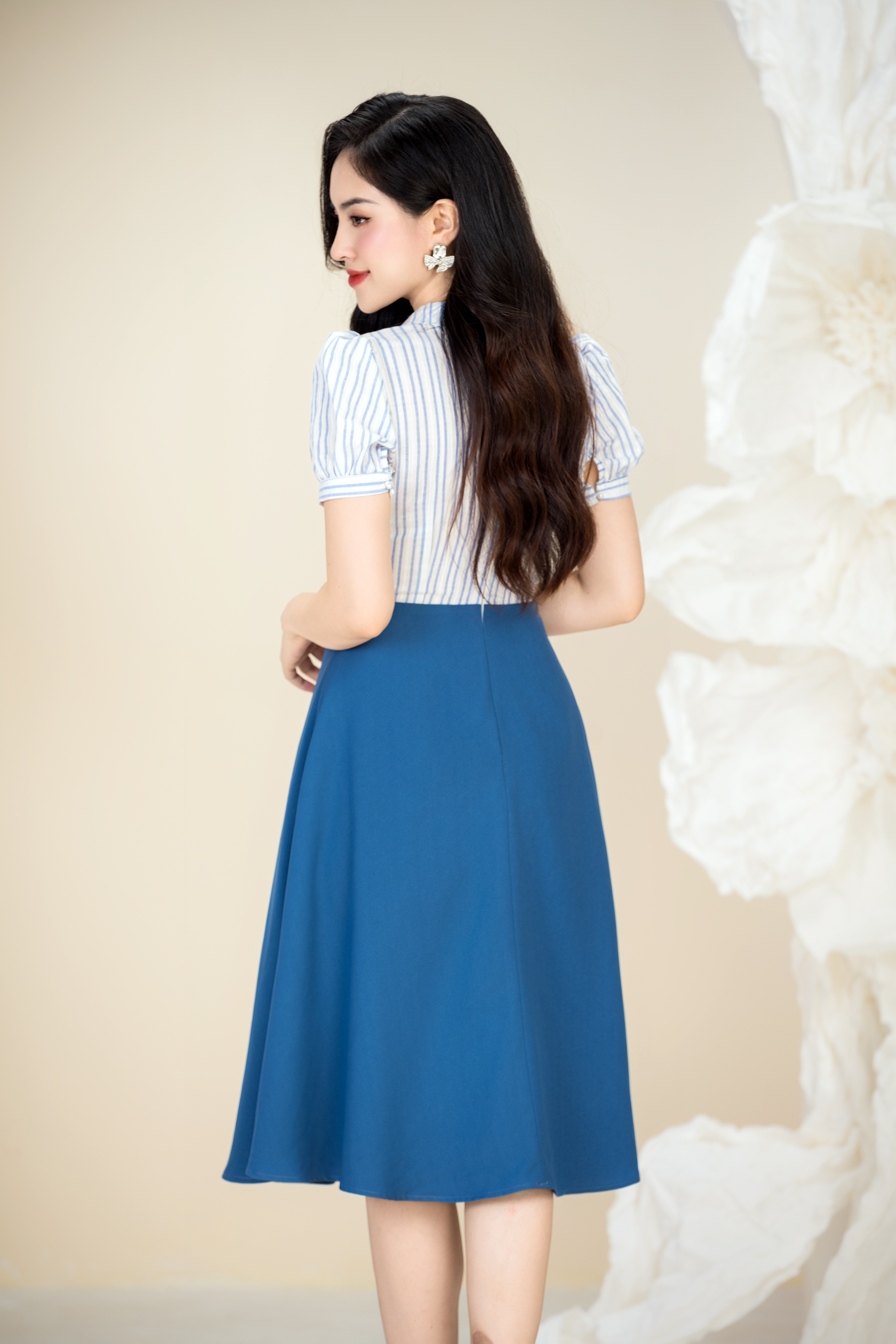 Đầm xoè kẻ xanh phối chân váy xanh_thumbnail_1