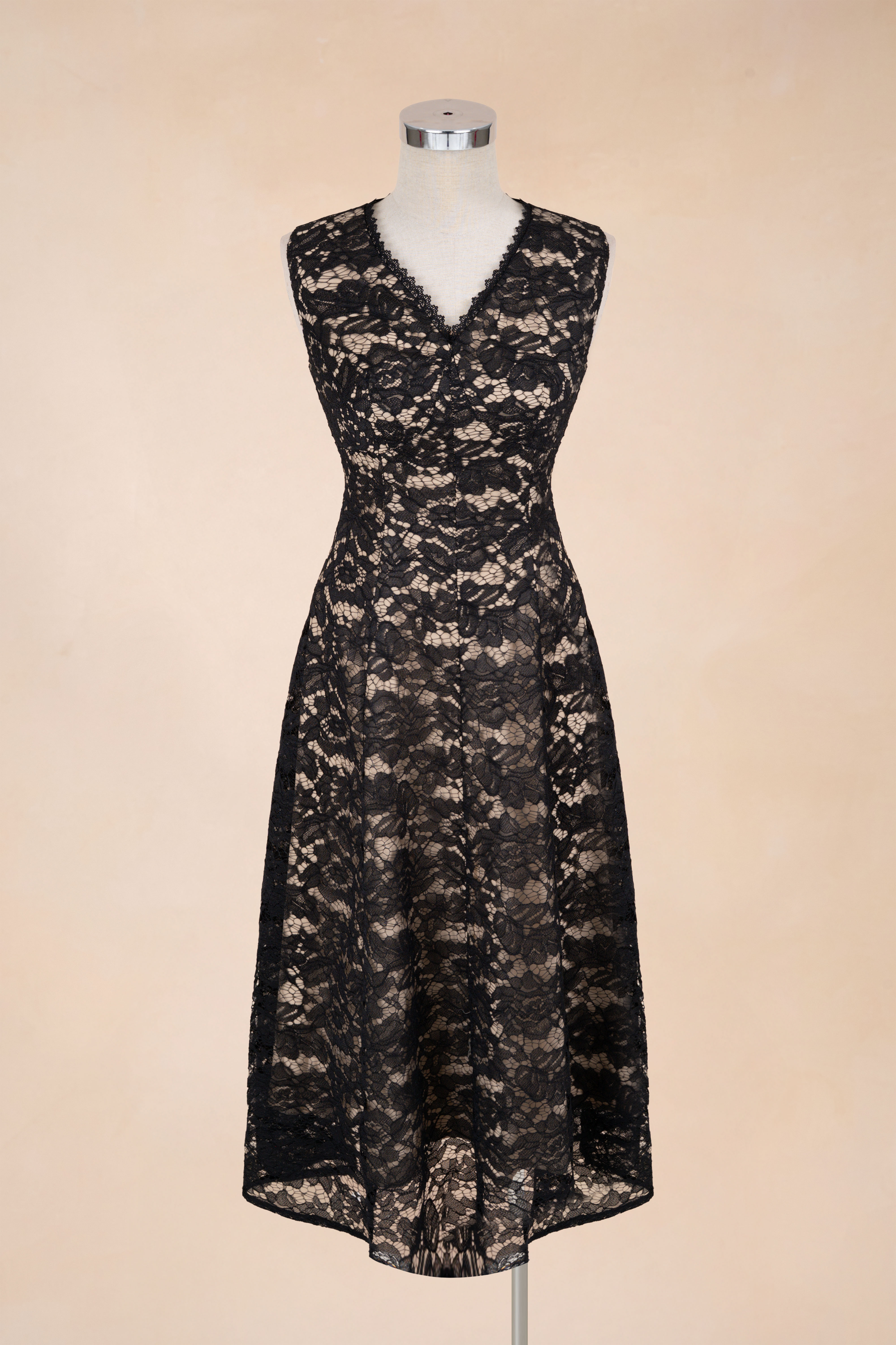 Đầm Xoè Ren Hoa Trùm Vai_thumbnail_9