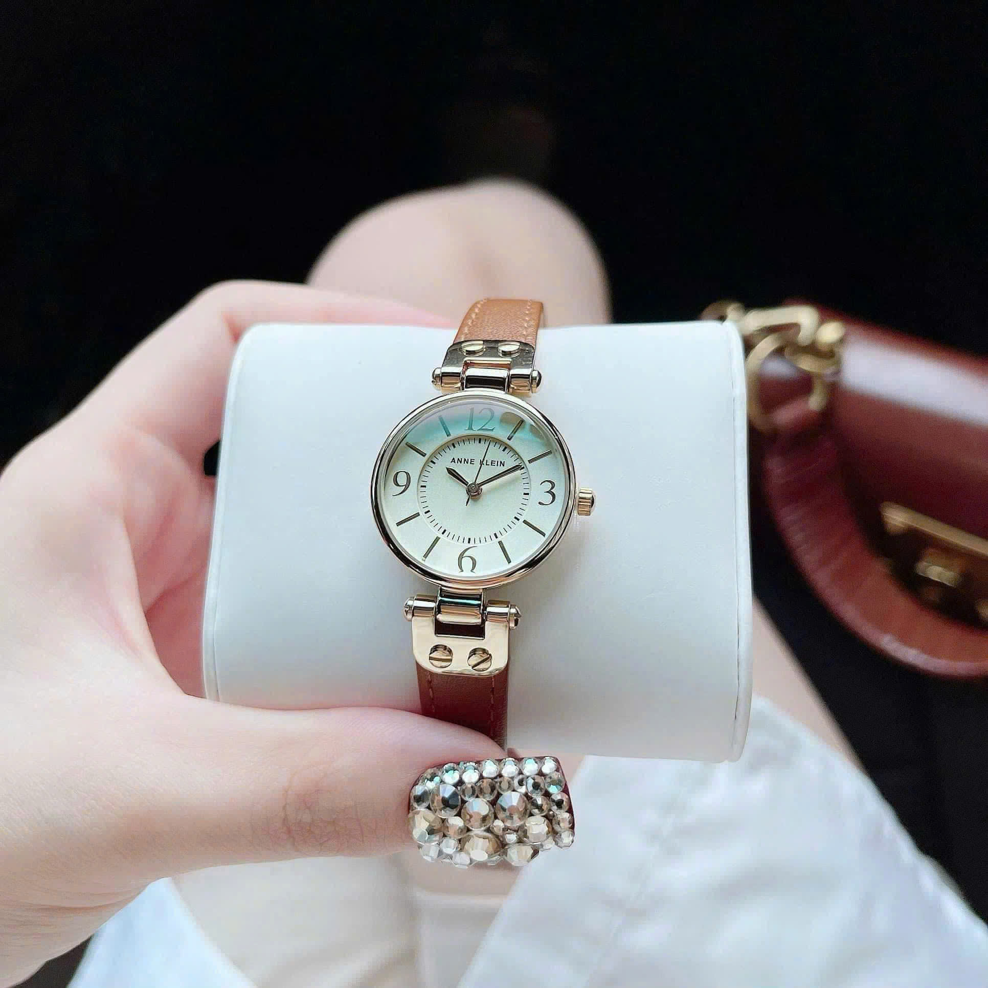 D91 ĐỒNG HỒ NỮ NÂU_thumbnail_7