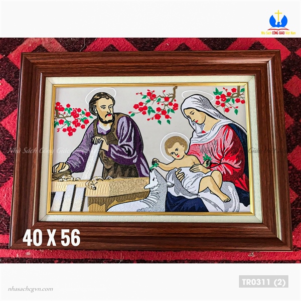 Tranh thêu Gia Đình Thánh Gia 40x56cm_thumbnail_1