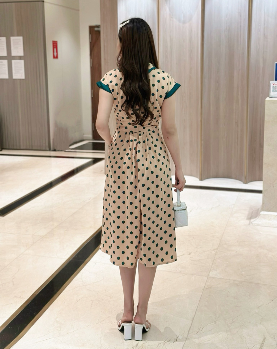 Đầm xòe họa tiết chấm bi cổ Peter cột nơ_thumbnail_2