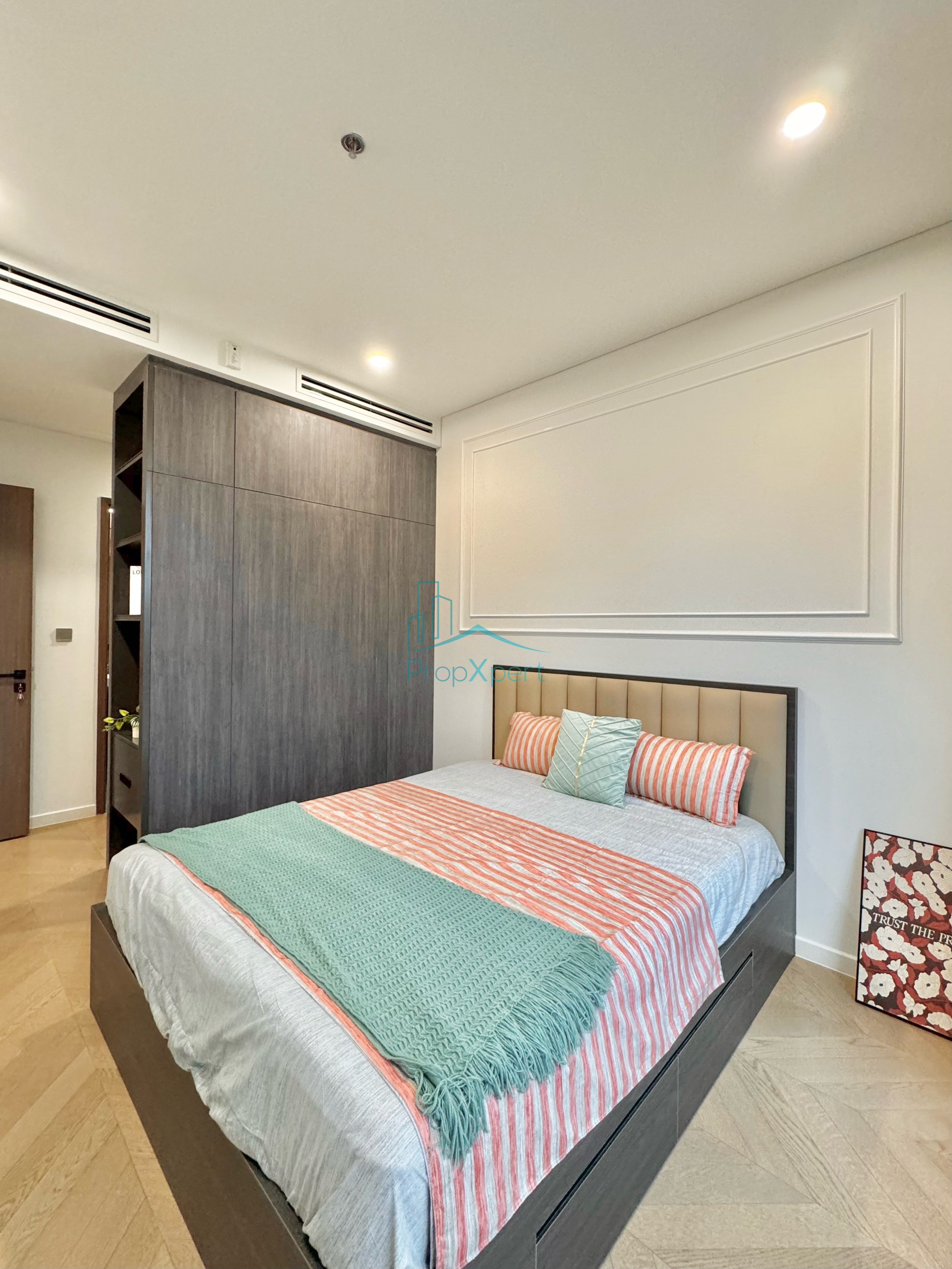 Thuê nhà giá tốt - Chỉnh chủ ký gửi cho thuê top căn hộ 3PN nội thất Châu Âu với tầm view cực đỉnh ở Lumiere Riverside_thumbnail_6