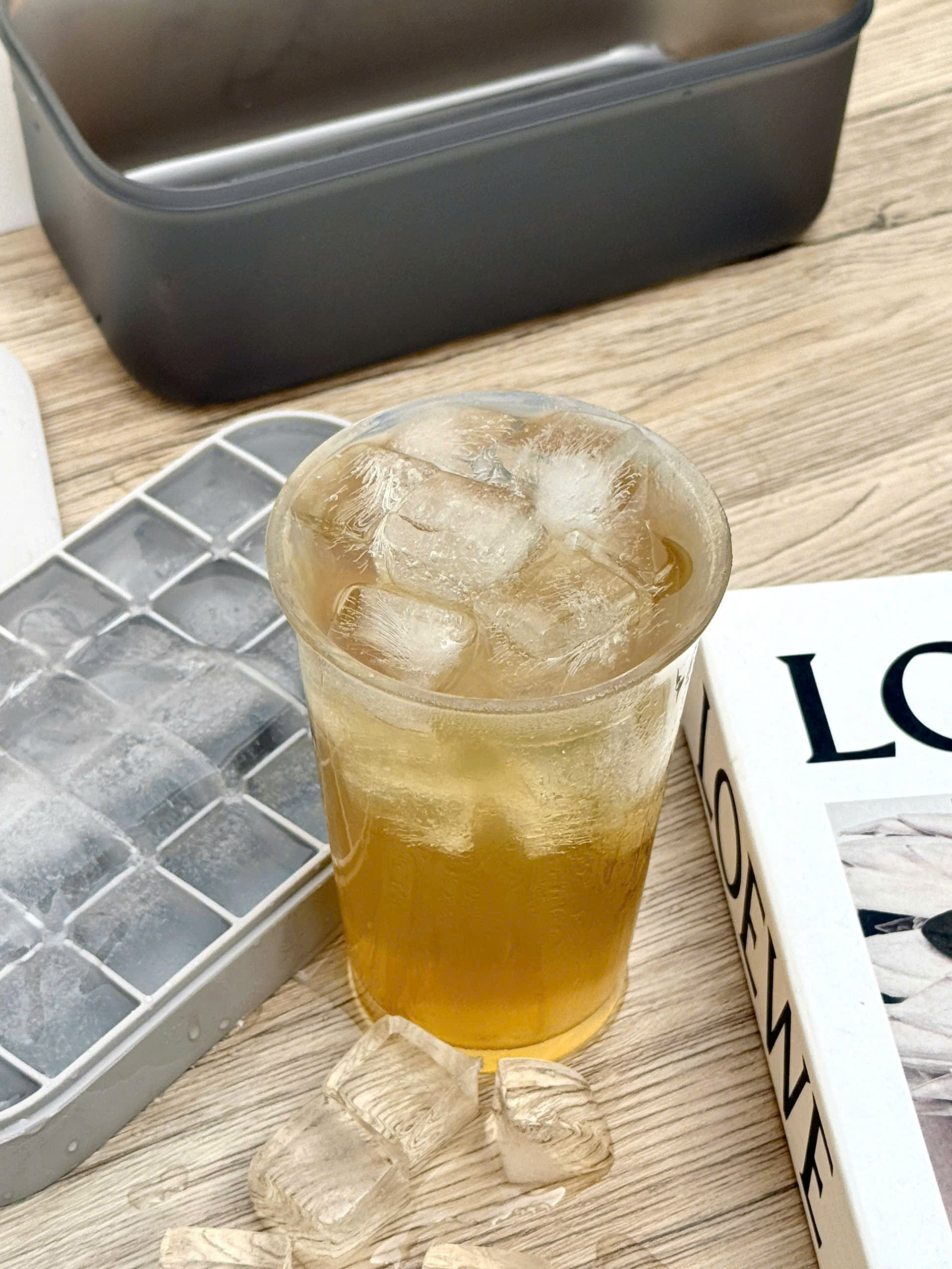 Hộp 2 Khay Đá Silicon Có Nắp Đậy & Khay Trữ Đá Mirai_thumbnail_12