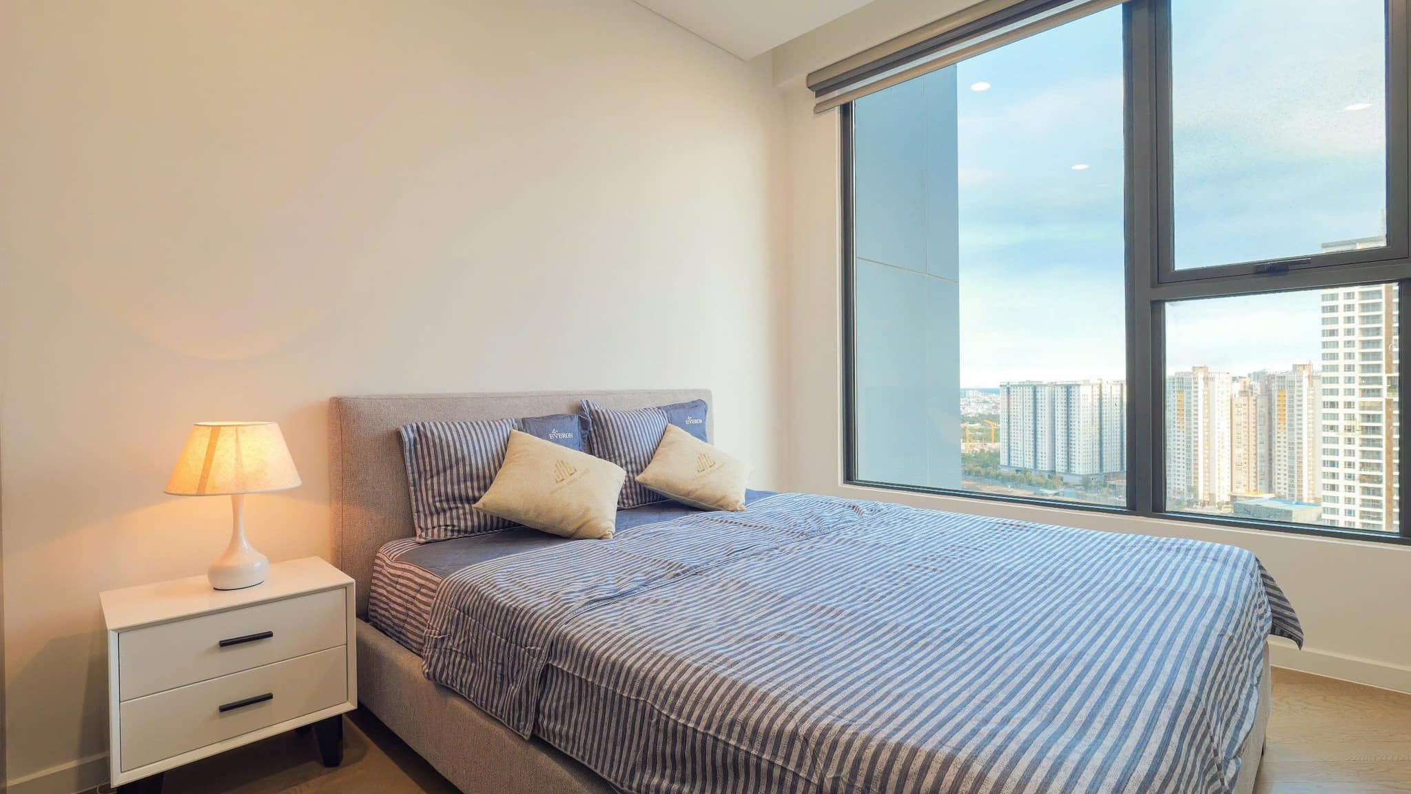 Đừng bỏ lỡ - Căn hộ 3PN Lumiere Riverside, giá hấp dẫn, view bao quát, nội thất hoàn hảo!_thumbnail_1